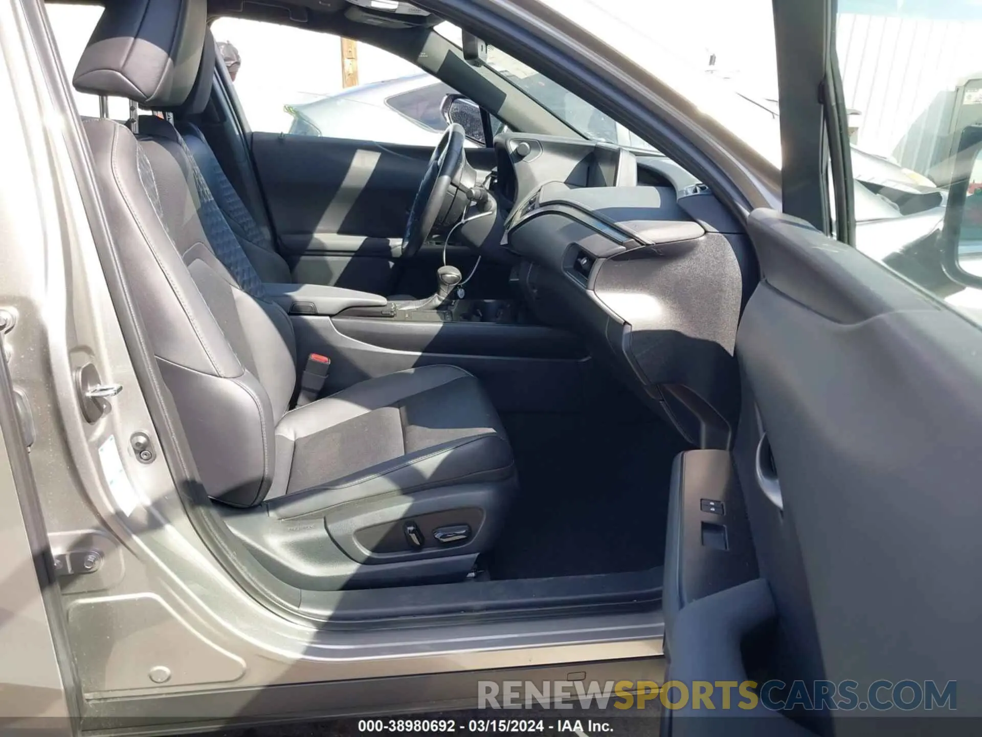 5 Photograph of a damaged car JTHP9JBH7L2022517 LEXUS UX 250H 2020