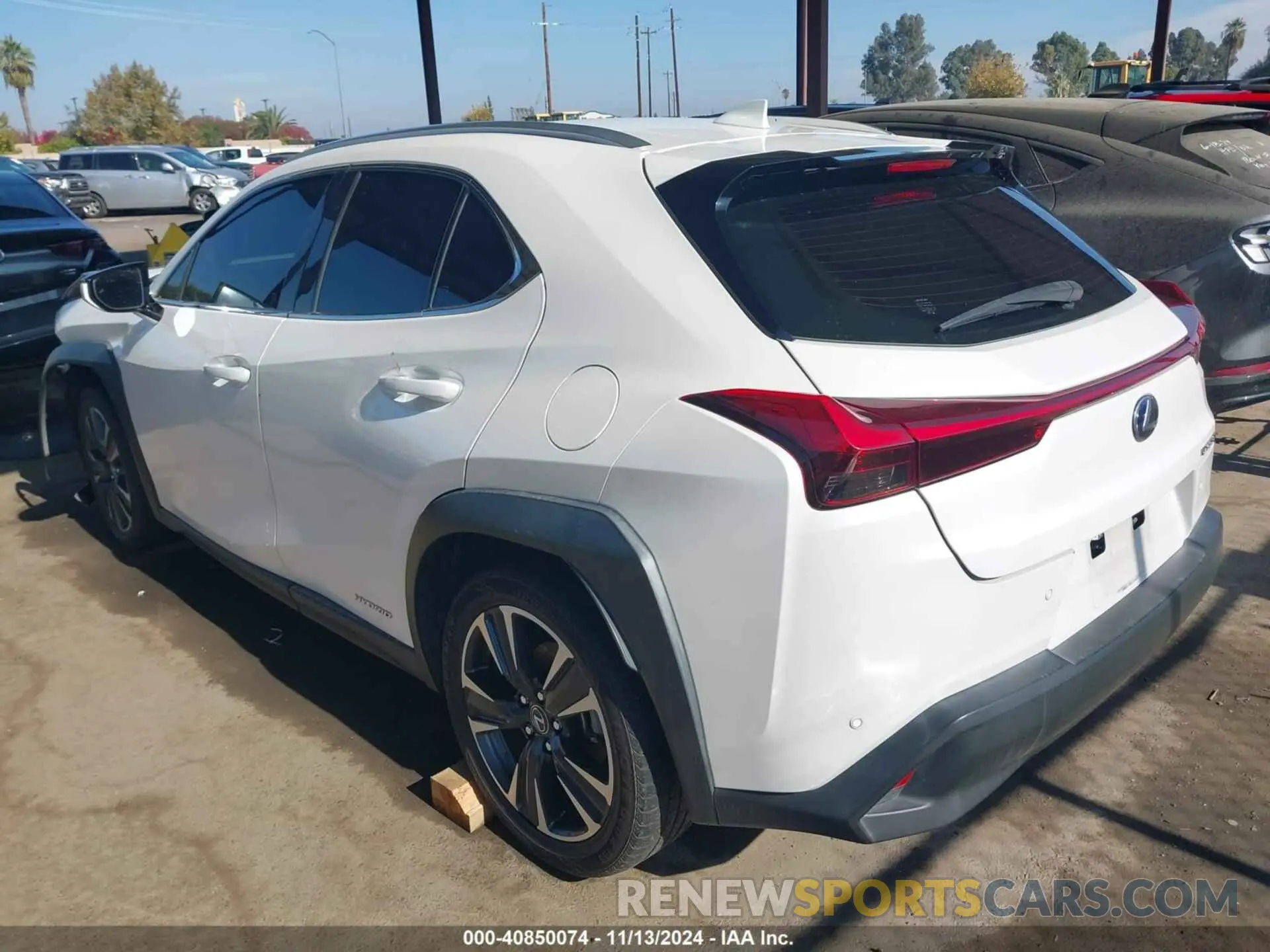 3 Photograph of a damaged car JTHP9JBH8L2027189 LEXUS UX 250H 2020