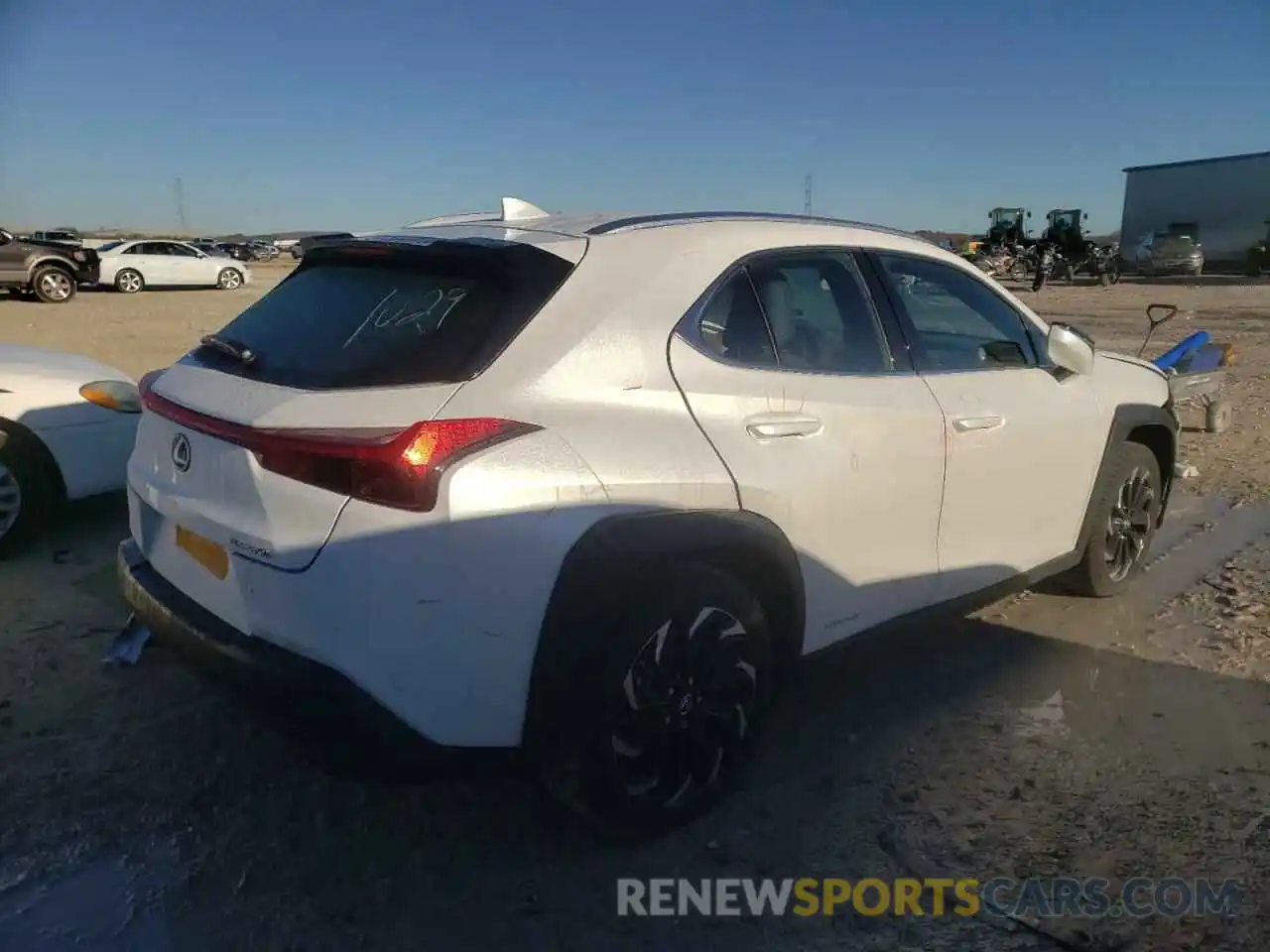 4 Photograph of a damaged car JTHP9JBH9L2029498 LEXUS UX 250H 2020