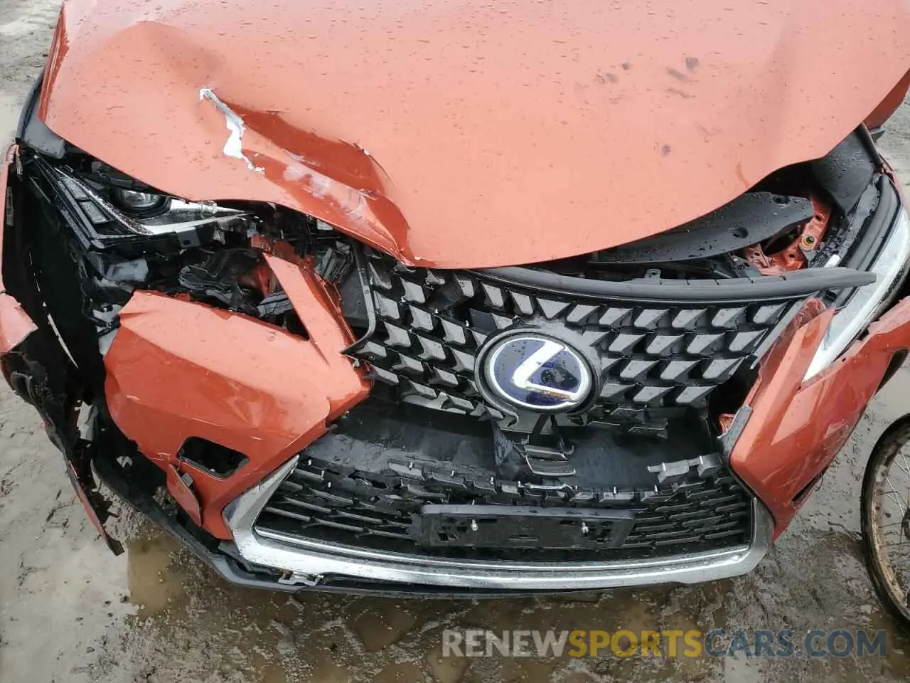 13 Photograph of a damaged car JTHP9JBHXL2020762 LEXUS UX 250H 2020