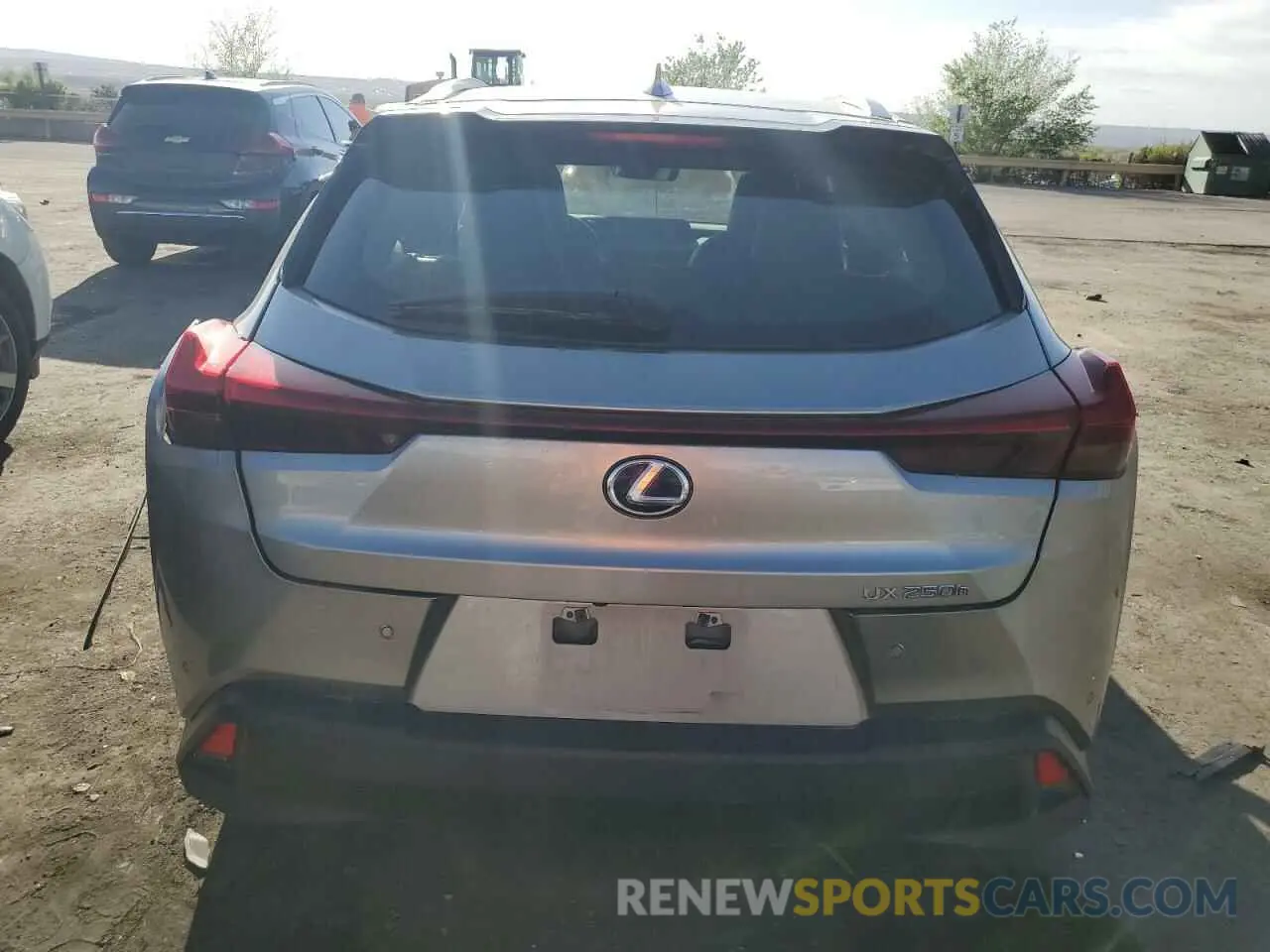 6 Photograph of a damaged car JTHP9JBHXL2025623 LEXUS UX 250H 2020