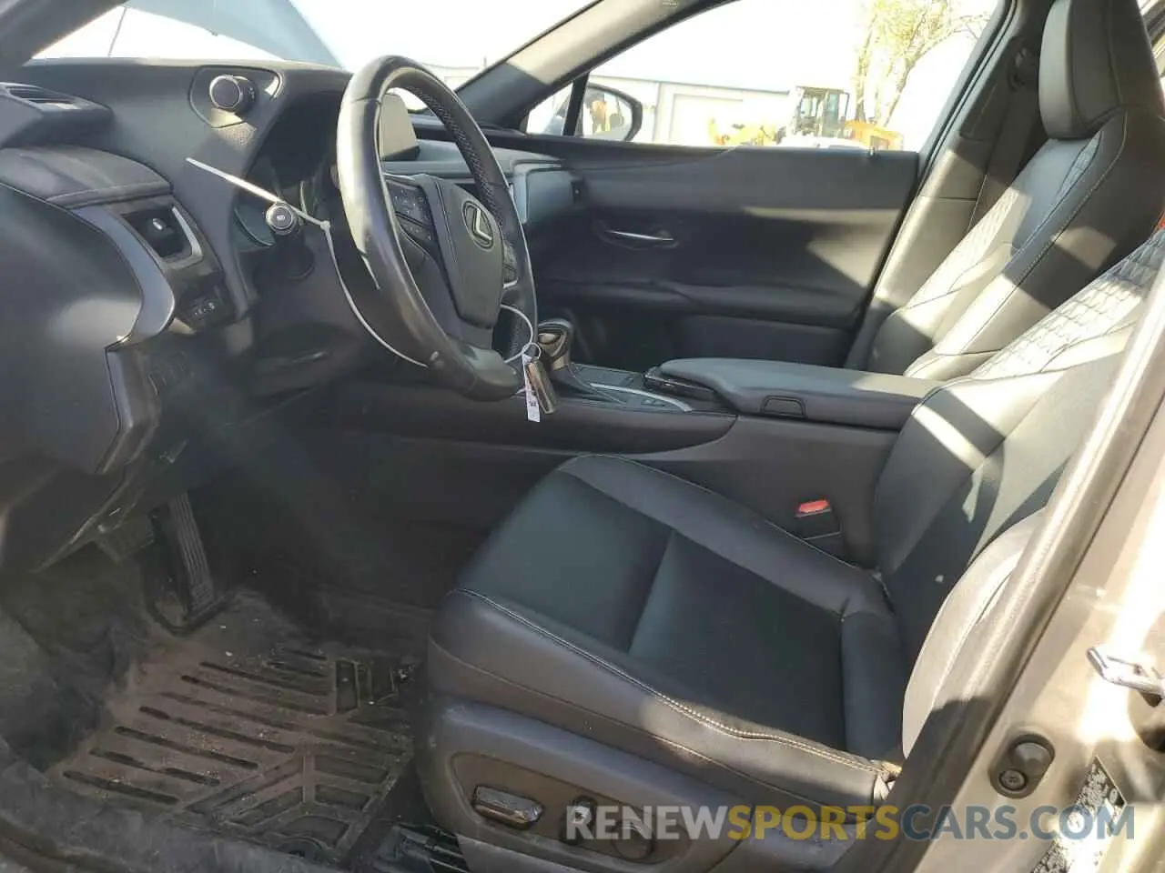 7 Photograph of a damaged car JTHP9JBHXL2025623 LEXUS UX 250H 2020