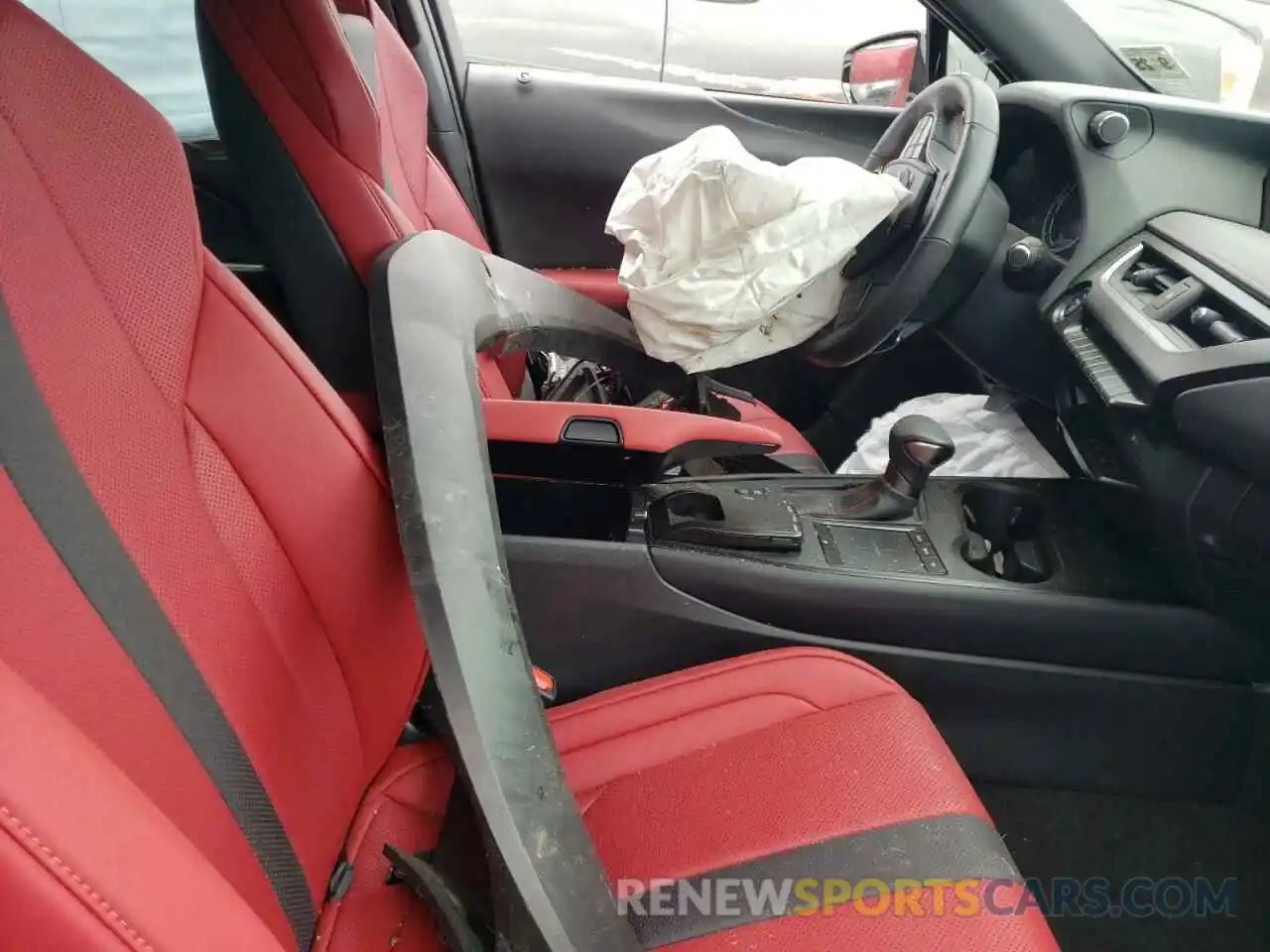 5 Photograph of a damaged car JTHR9JBH1L2031934 LEXUS UX 250H 2020