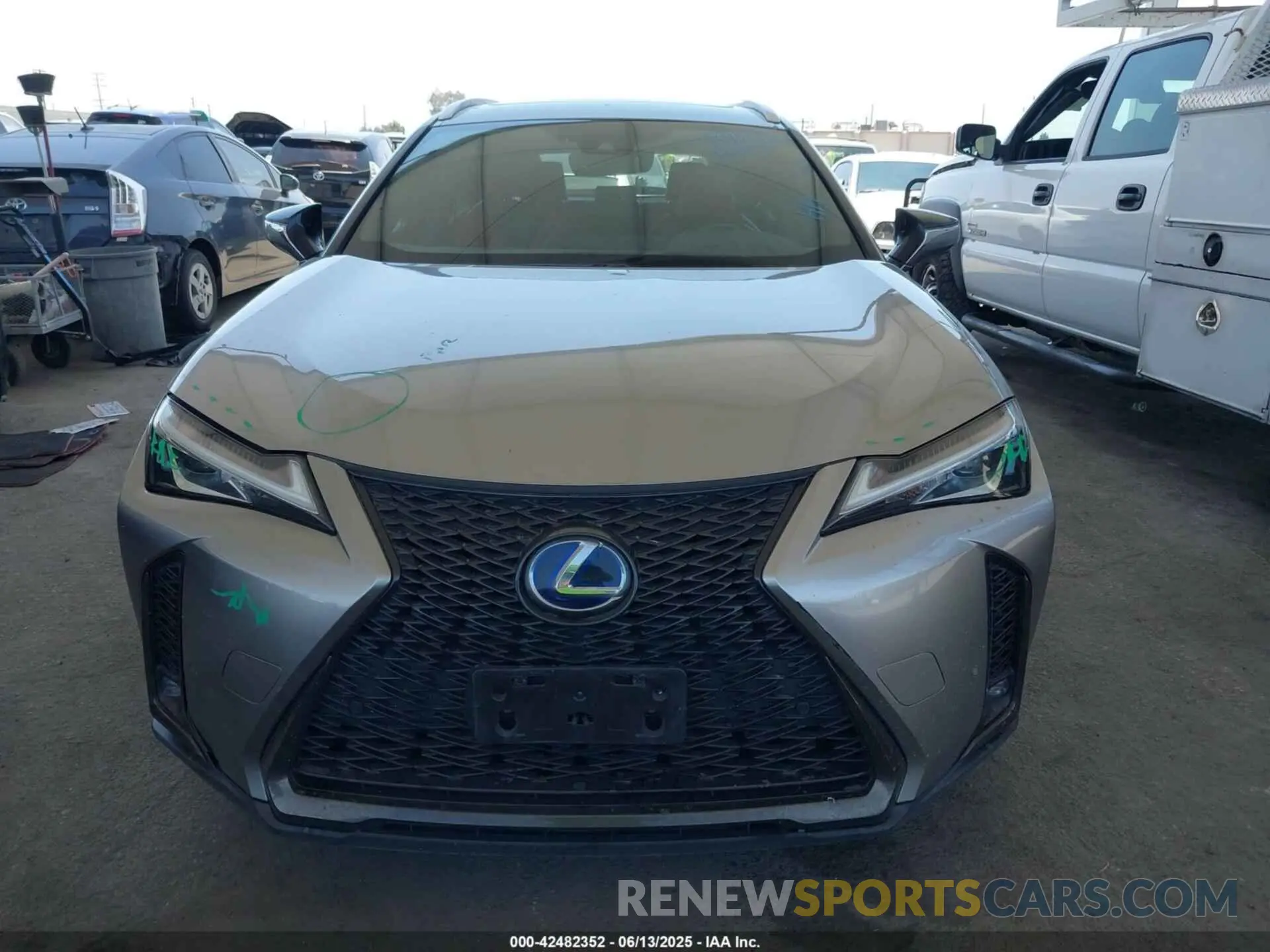 12 Photograph of a damaged car JTHR9JBH3L2021034 LEXUS UX 250H 2020