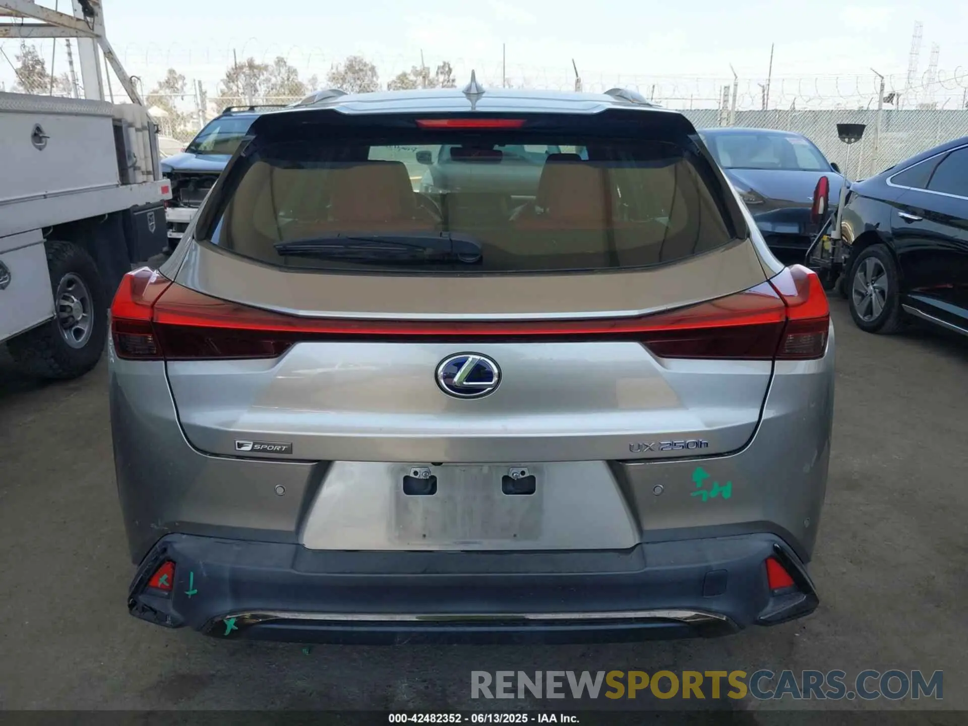 16 Photograph of a damaged car JTHR9JBH3L2021034 LEXUS UX 250H 2020