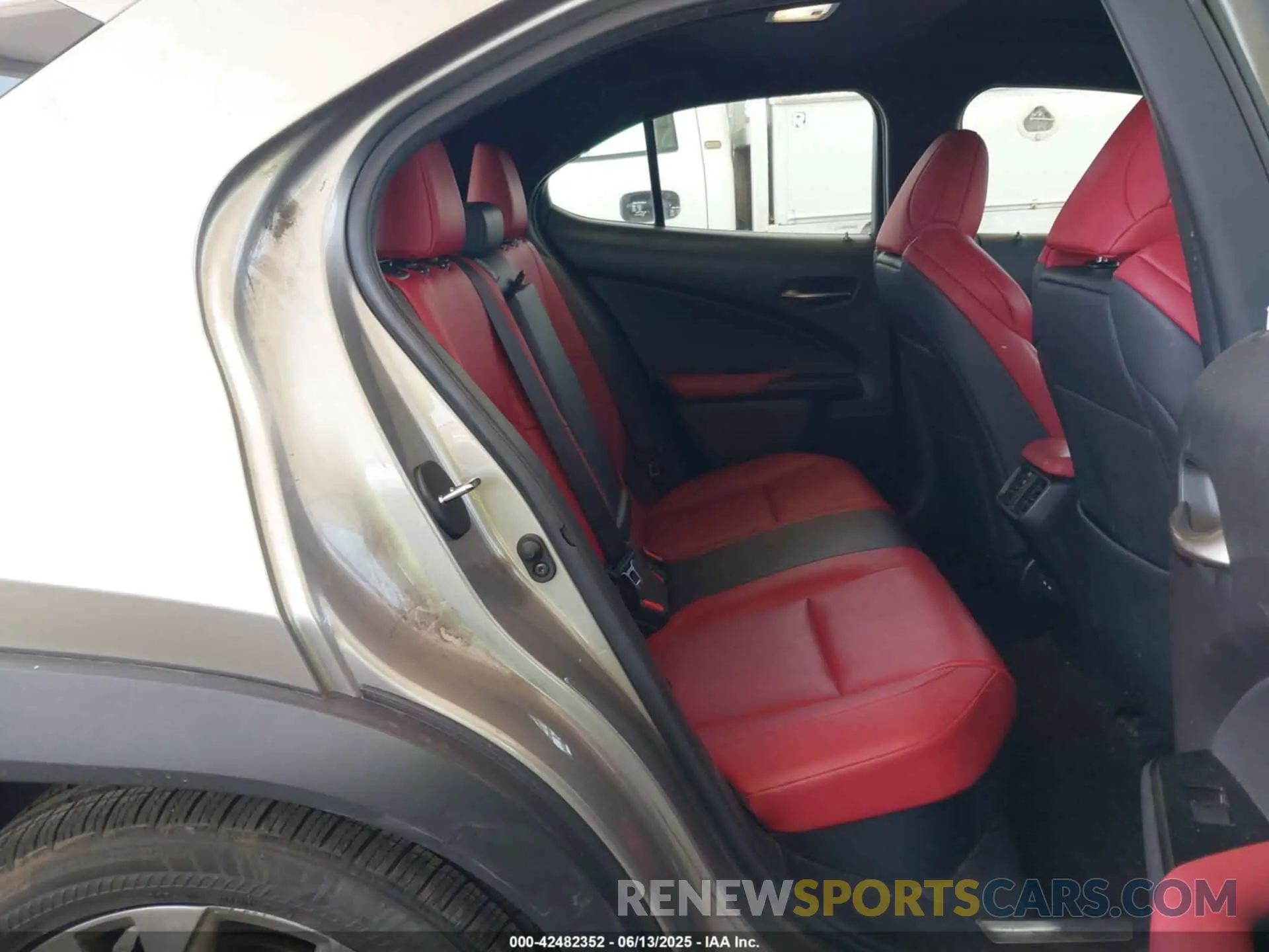 8 Photograph of a damaged car JTHR9JBH3L2021034 LEXUS UX 250H 2020