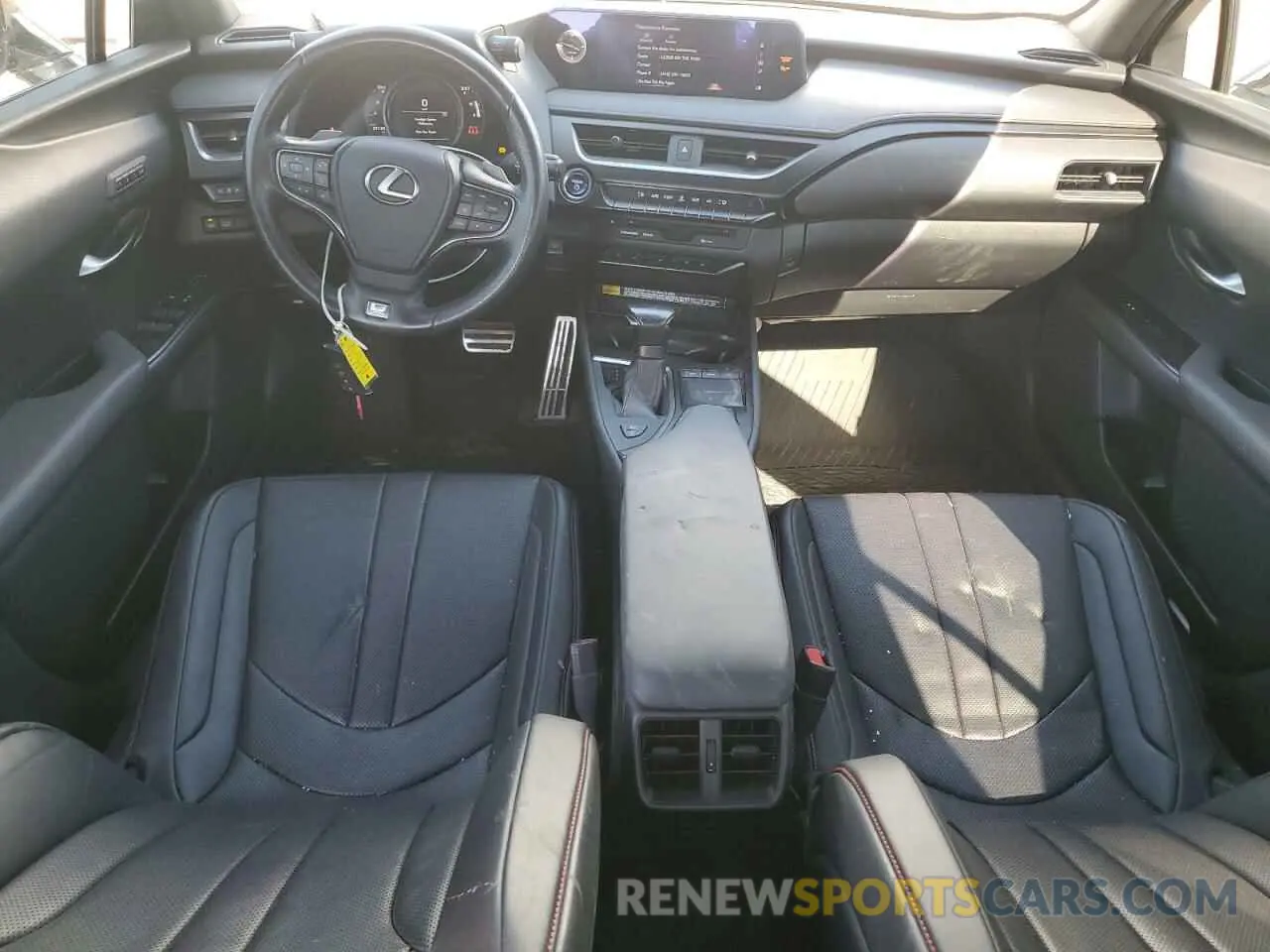 8 Photograph of a damaged car JTHR9JBH6L2027166 LEXUS UX 250H 2020