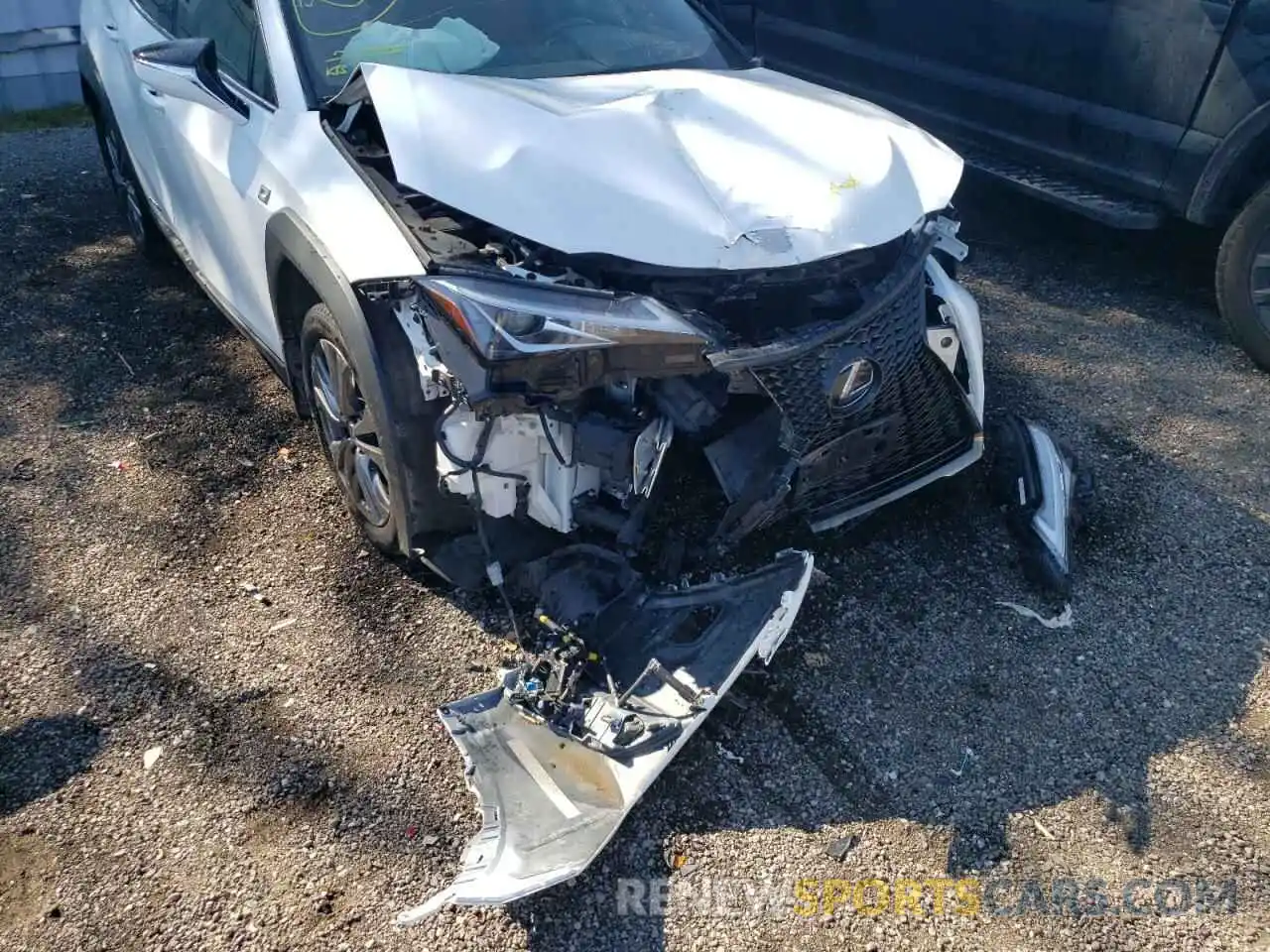 9 Photograph of a damaged car JTHR9JBH8L2033759 LEXUS UX 250H 2020