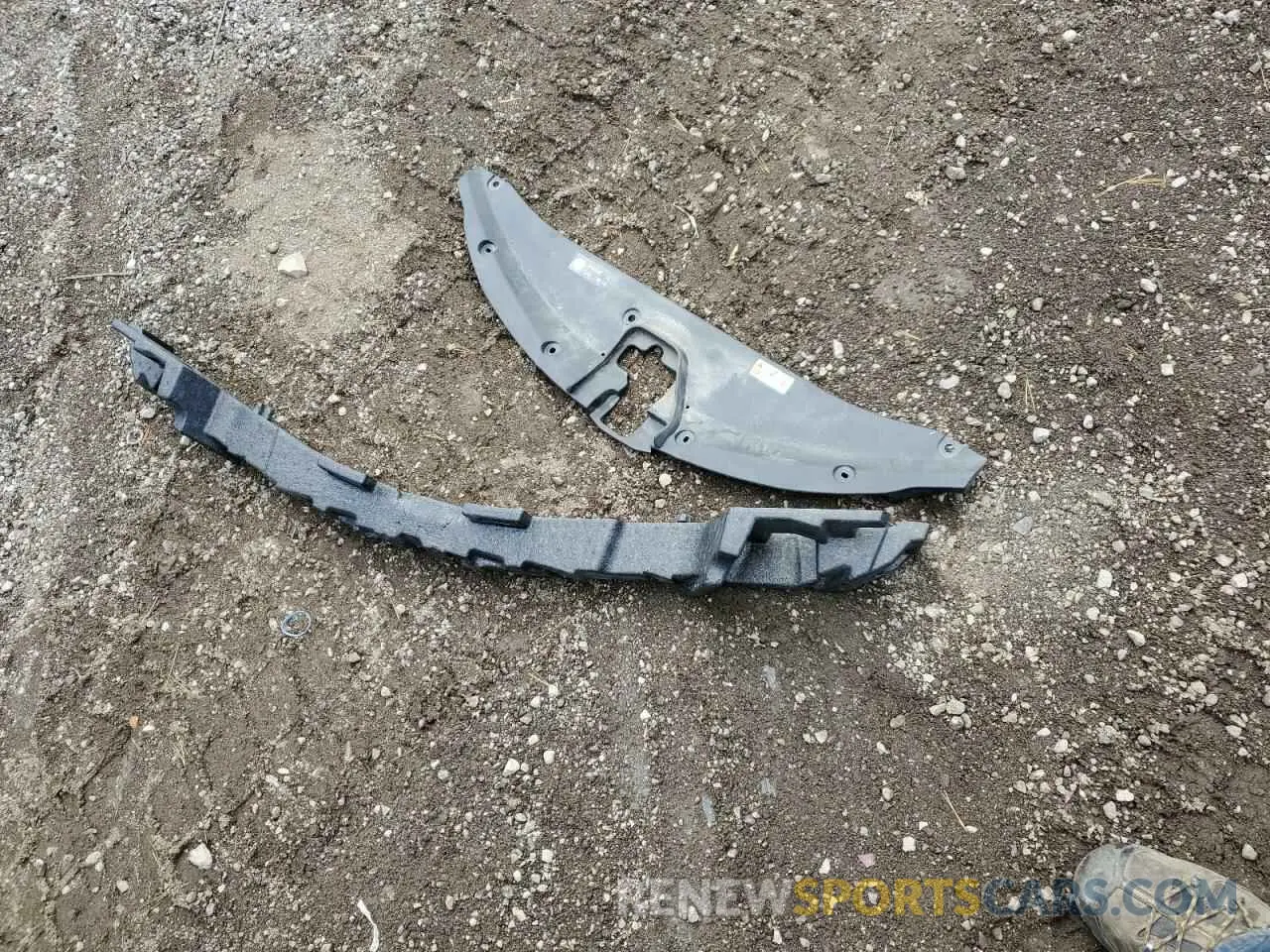 13 Photograph of a damaged car JTHR9JBHXL2030961 LEXUS UX 250H 2020