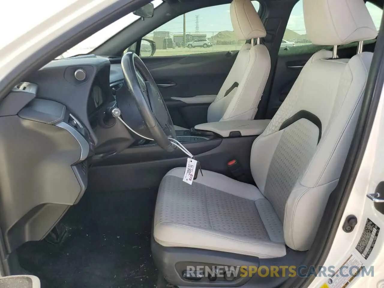 7 Photograph of a damaged car JTHX9JBH1L2032363 LEXUS UX 250H 2020