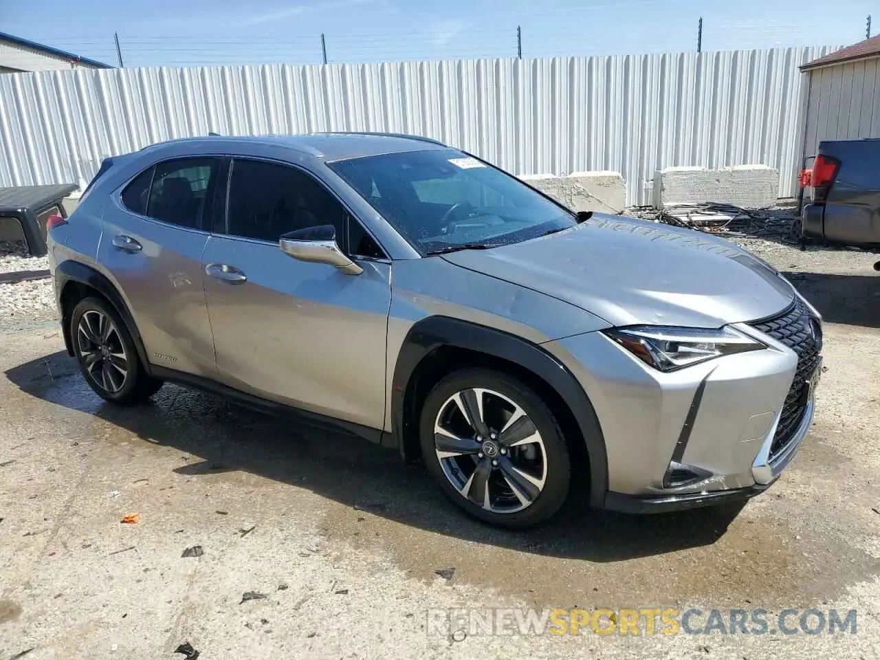 4 Photograph of a damaged car JTHX9JBH5L2035962 LEXUS UX 250H 2020