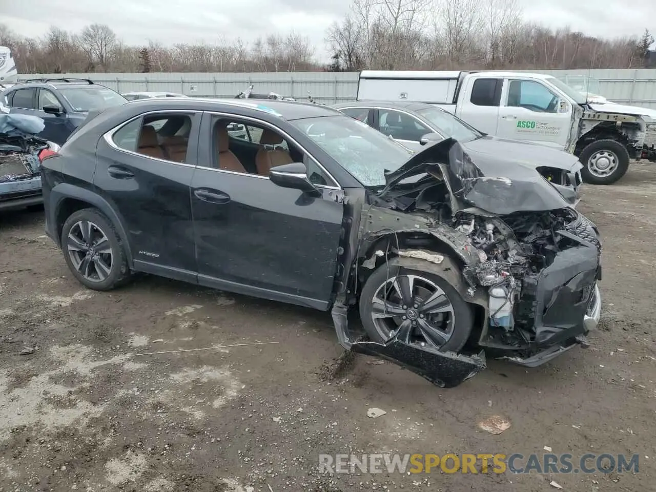 4 Photograph of a damaged car JTHX9JBH8L2034207 LEXUS UX 250H 2020