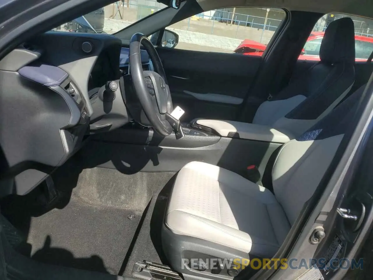 7 Photograph of a damaged car JTHX9JBH9L2029193 LEXUS UX 250H 2020