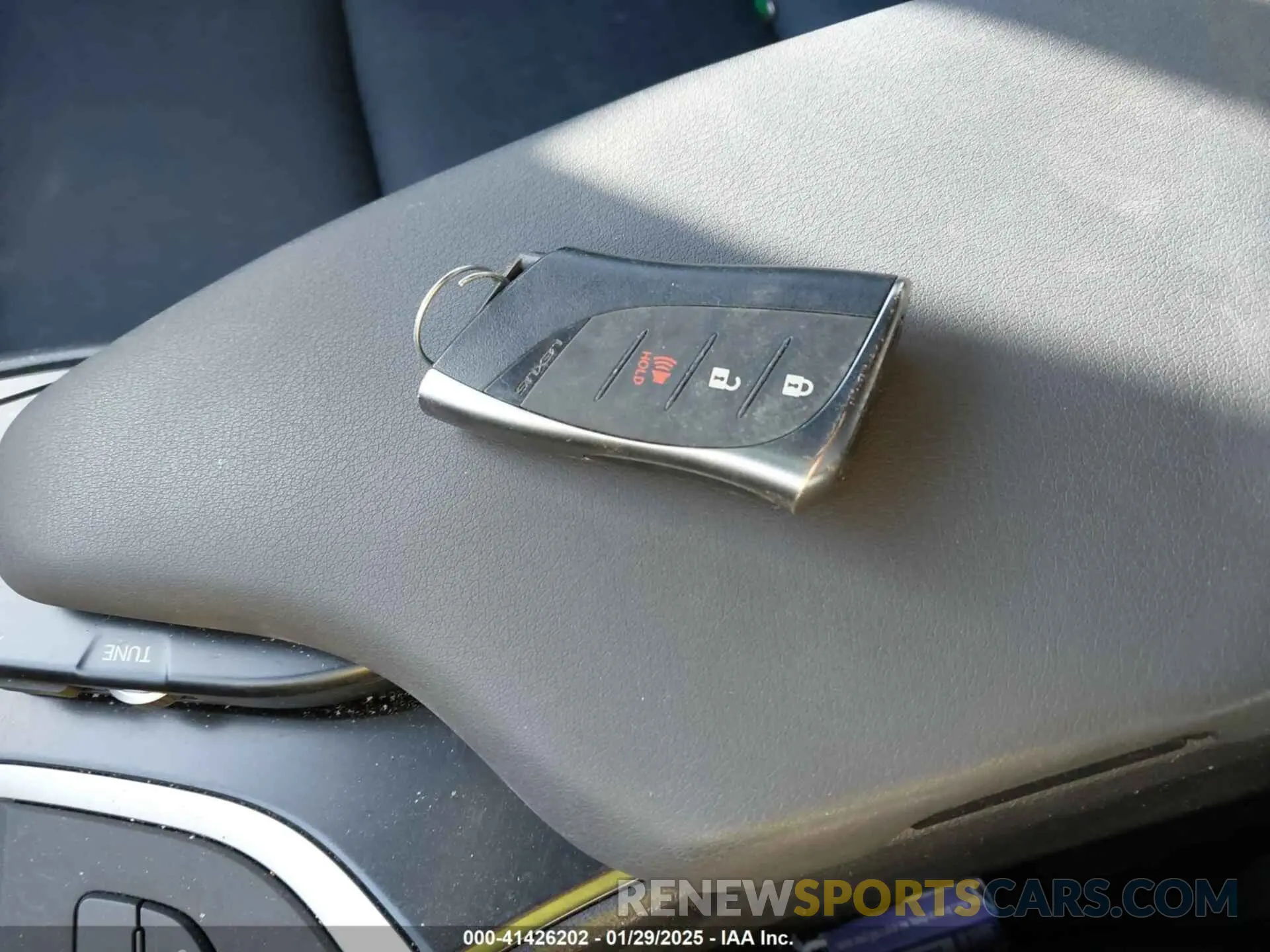 11 Photograph of a damaged car JTHX9JBHXL2024682 LEXUS UX 250H 2020