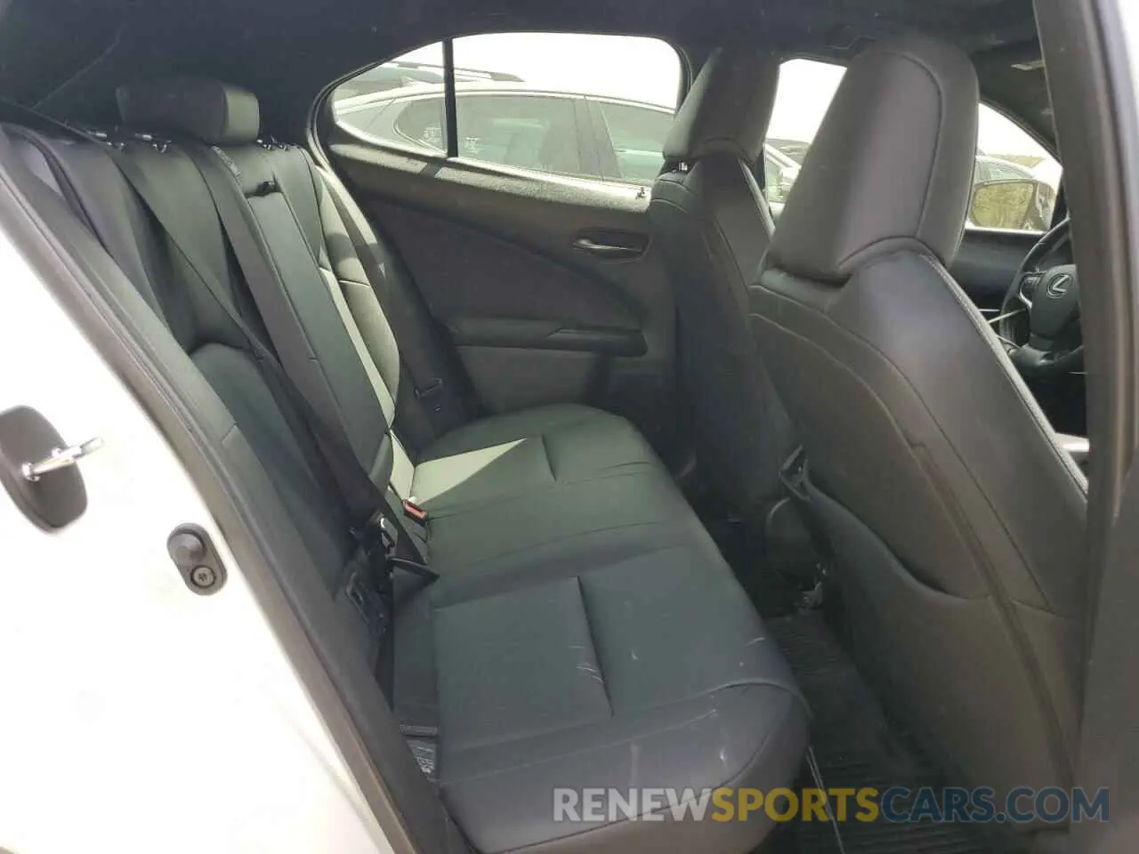 10 Photograph of a damaged car JTHP9JBH2M2044684 LEXUS UX 250H 2021