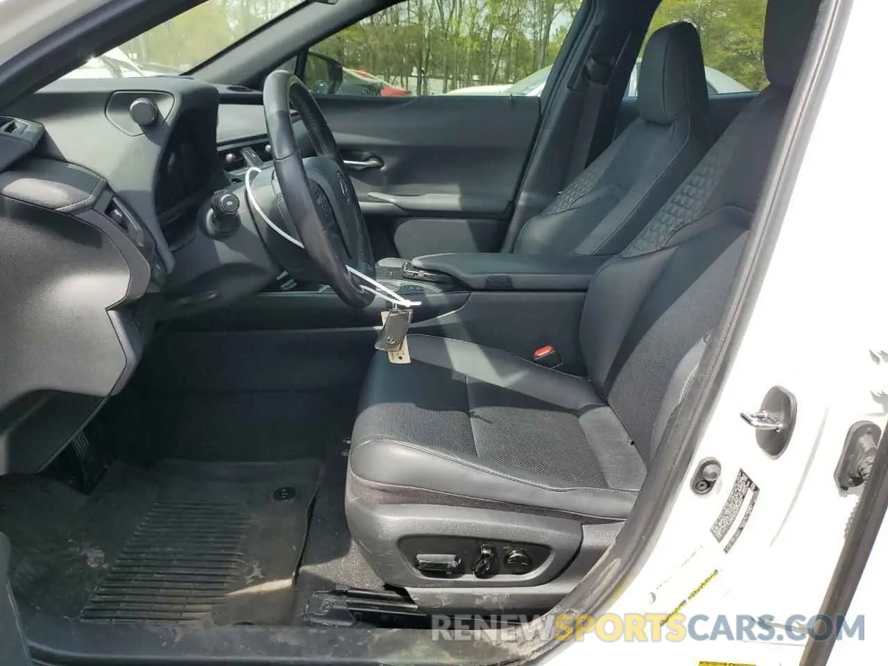 7 Photograph of a damaged car JTHP9JBH2M2044684 LEXUS UX 250H 2021