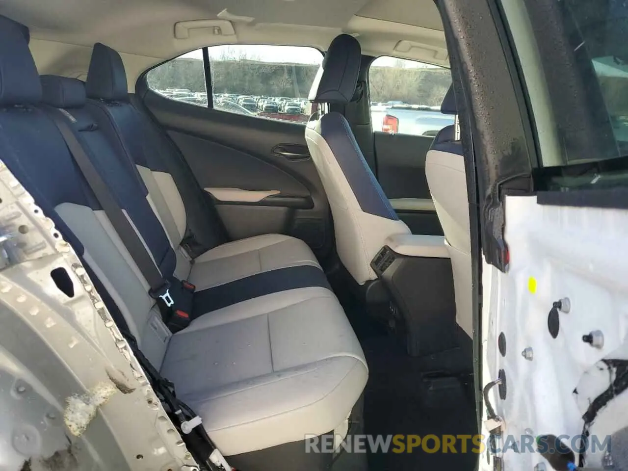 10 Photograph of a damaged car JTHP9JBH4M2038336 LEXUS UX 250H 2021