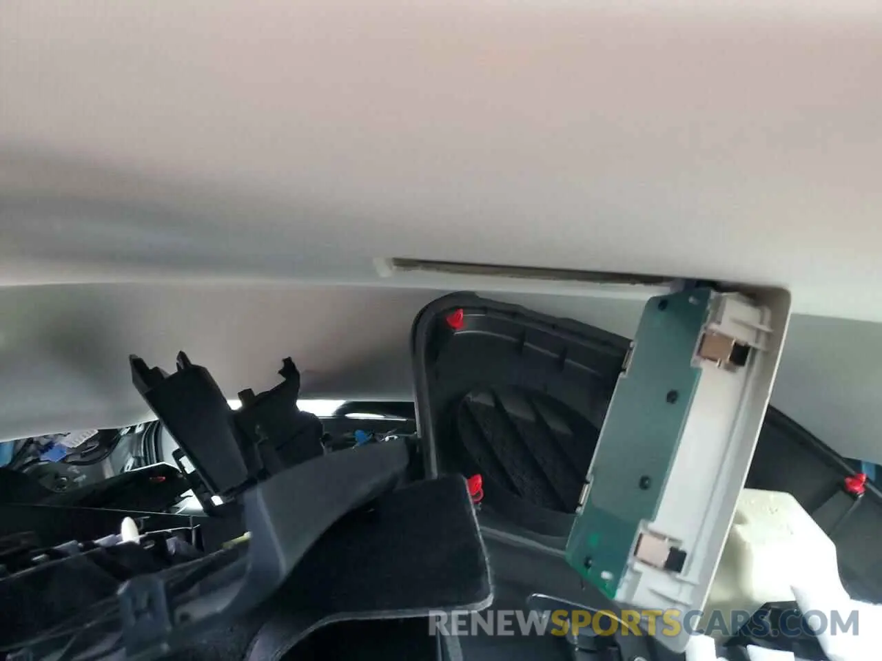 10 Photograph of a damaged car JTHP9JBH5M2053847 LEXUS UX 250H 2021