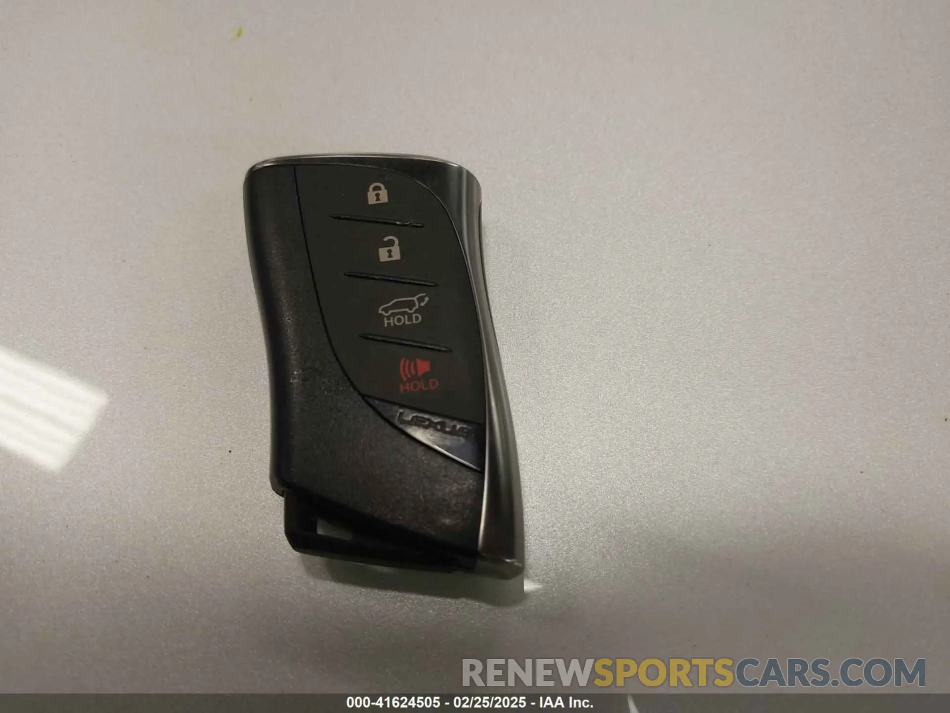 11 Photograph of a damaged car JTHP9JBH7M2051534 LEXUS UX 250H 2021