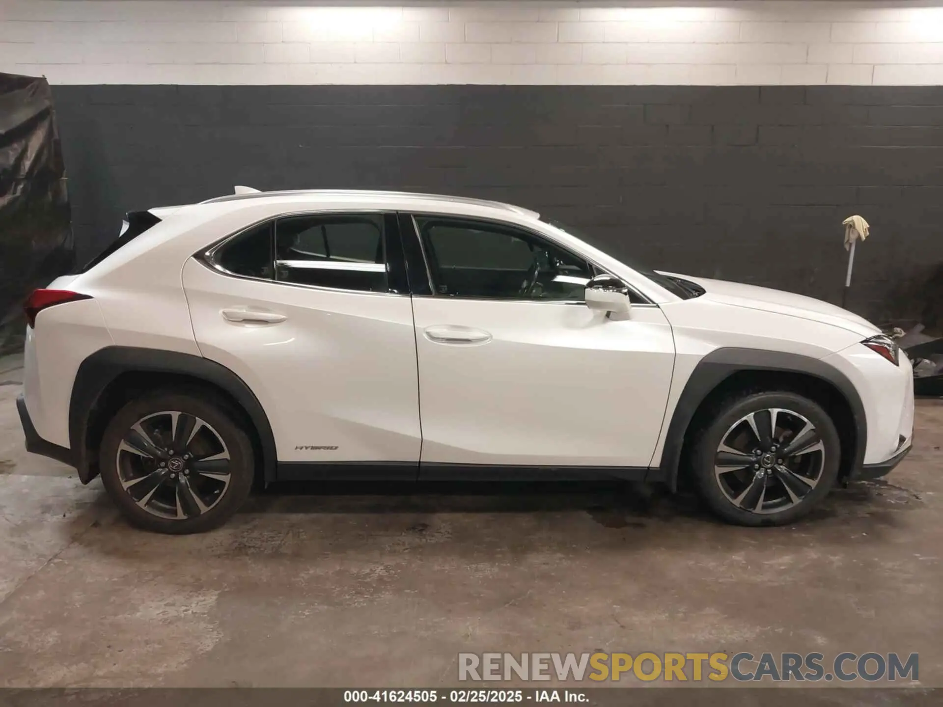 13 Photograph of a damaged car JTHP9JBH7M2051534 LEXUS UX 250H 2021