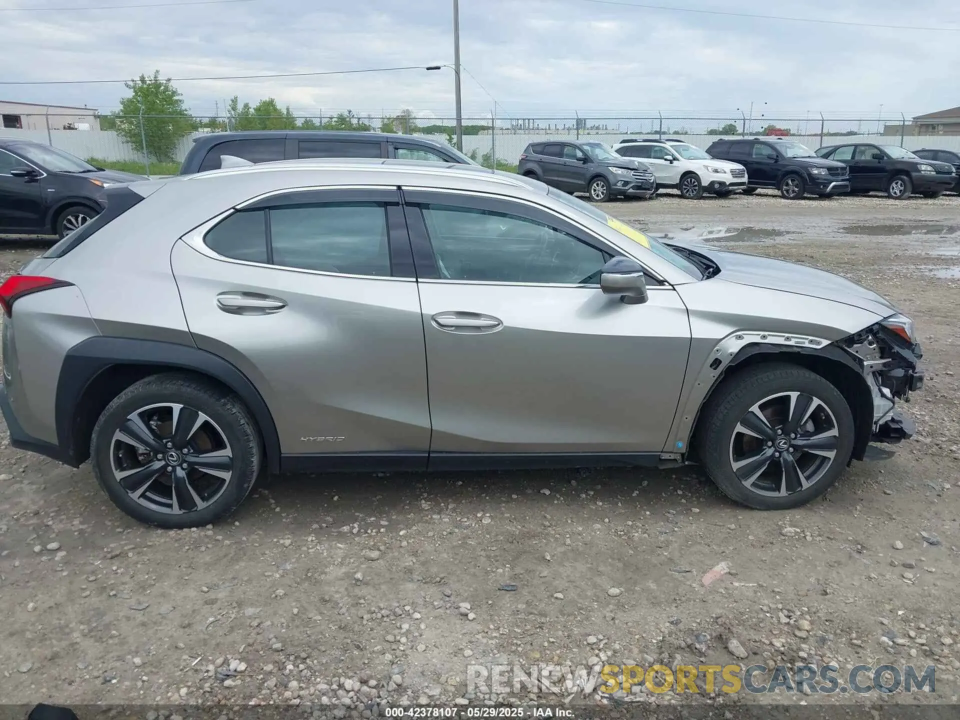 13 Photograph of a damaged car JTHP9JBH8M2038940 LEXUS UX 250H 2021