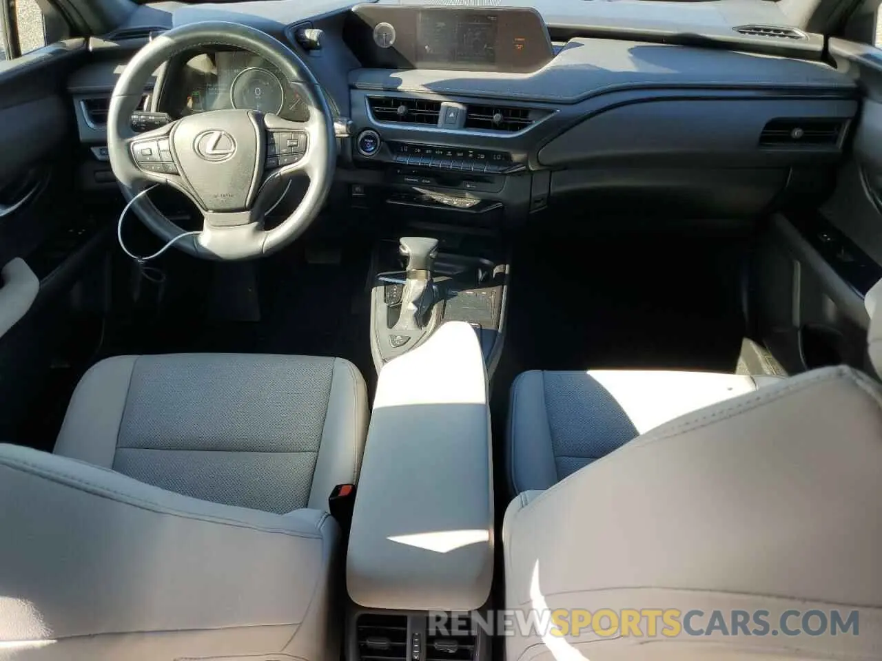 8 Photograph of a damaged car JTHP9JBH8M2044401 LEXUS UX 250H 2021