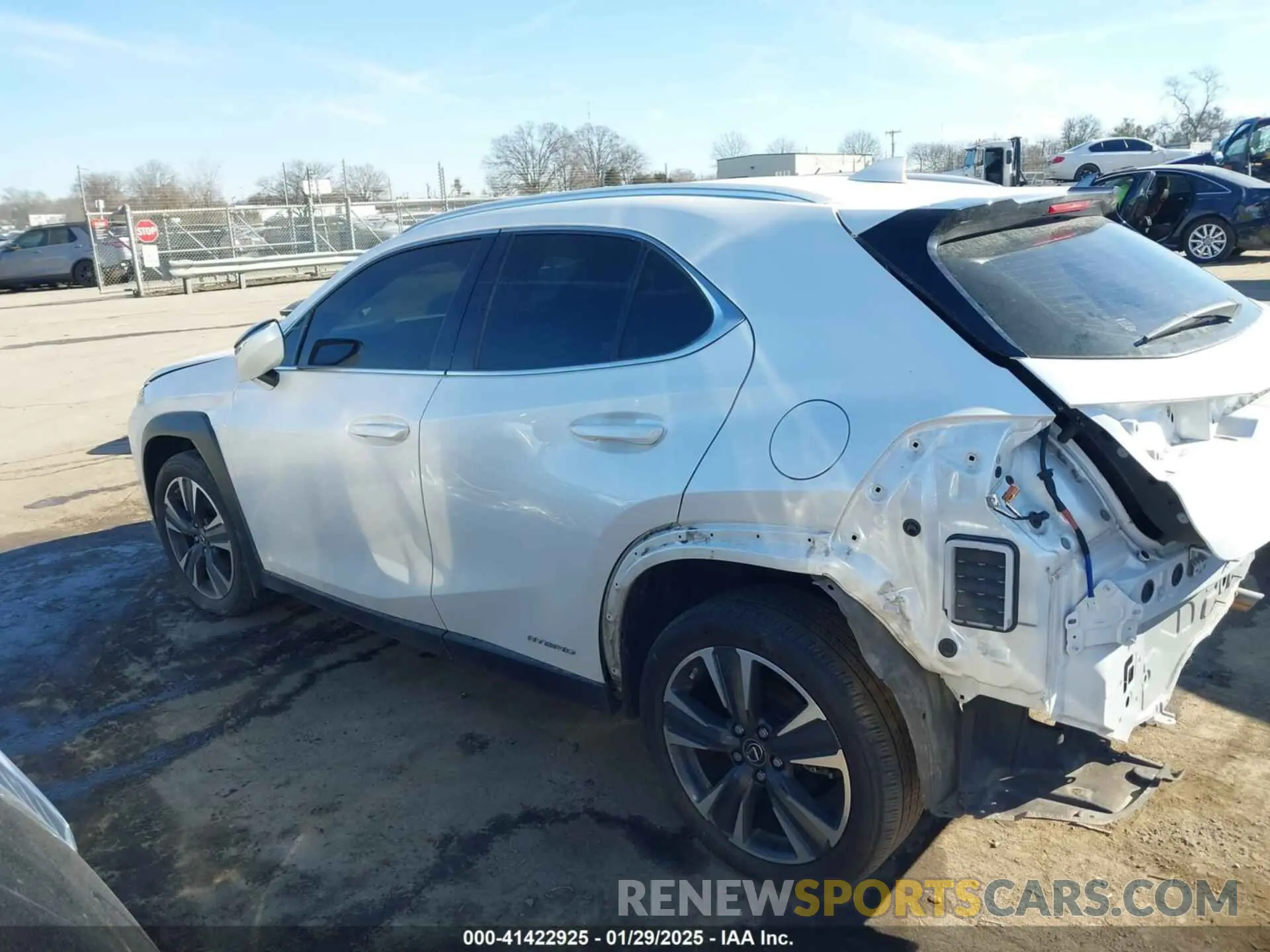 14 Photograph of a damaged car JTHP9JBH9M2051101 LEXUS UX 250H 2021