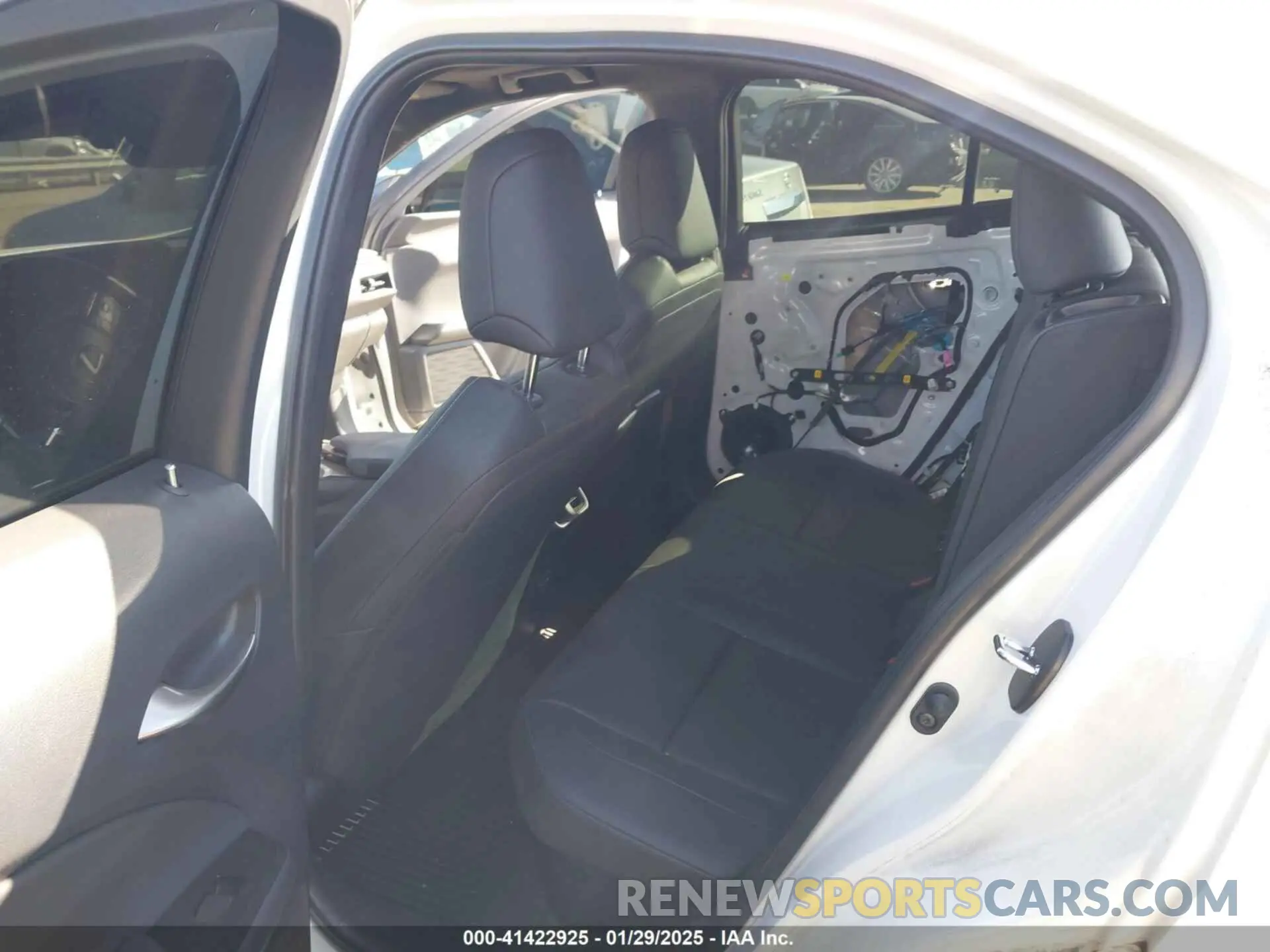 8 Photograph of a damaged car JTHP9JBH9M2051101 LEXUS UX 250H 2021