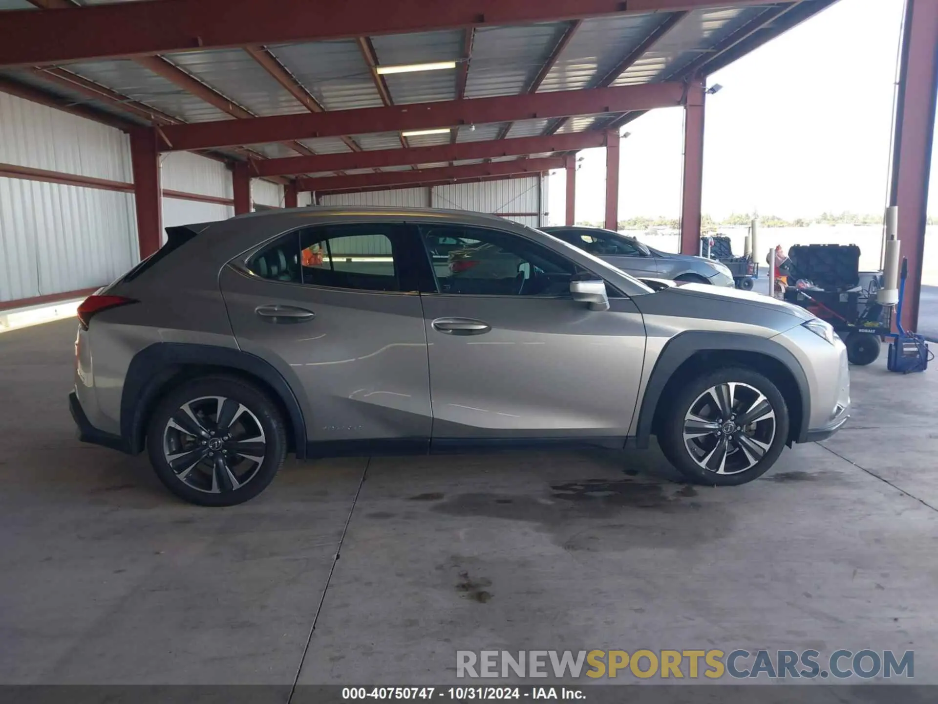 14 Photograph of a damaged car JTHP9JBHXM2039653 LEXUS UX 250H 2021