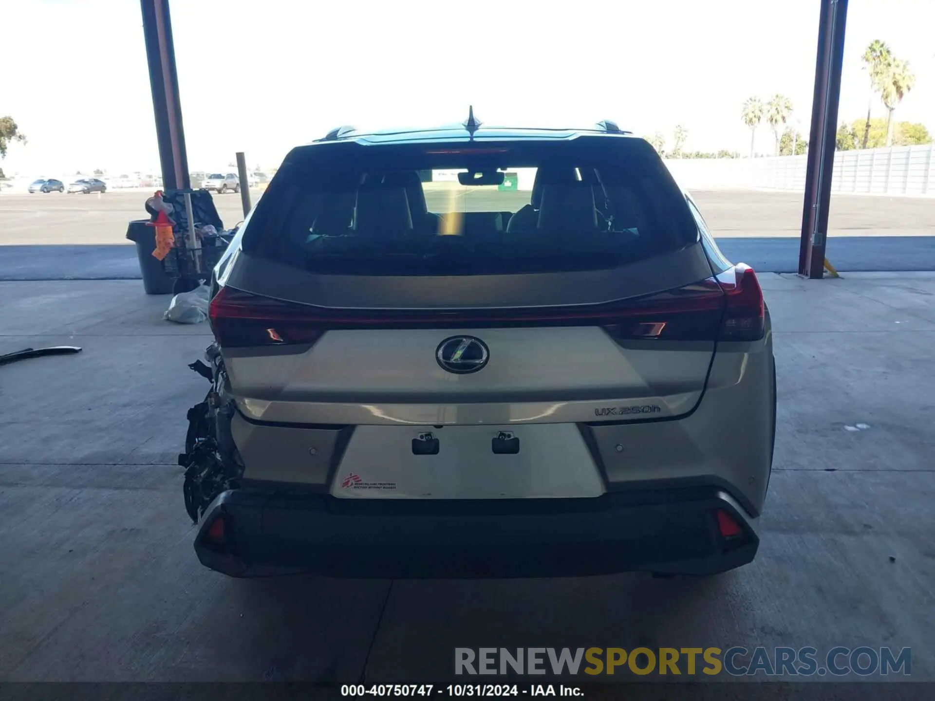 17 Photograph of a damaged car JTHP9JBHXM2039653 LEXUS UX 250H 2021
