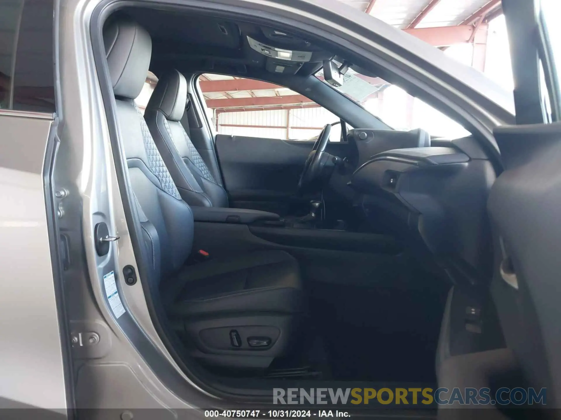 5 Photograph of a damaged car JTHP9JBHXM2039653 LEXUS UX 250H 2021