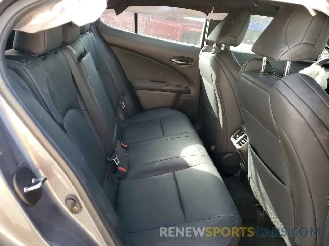 10 Photograph of a damaged car JTHR9JBH2M2037534 LEXUS UX 250H 2021