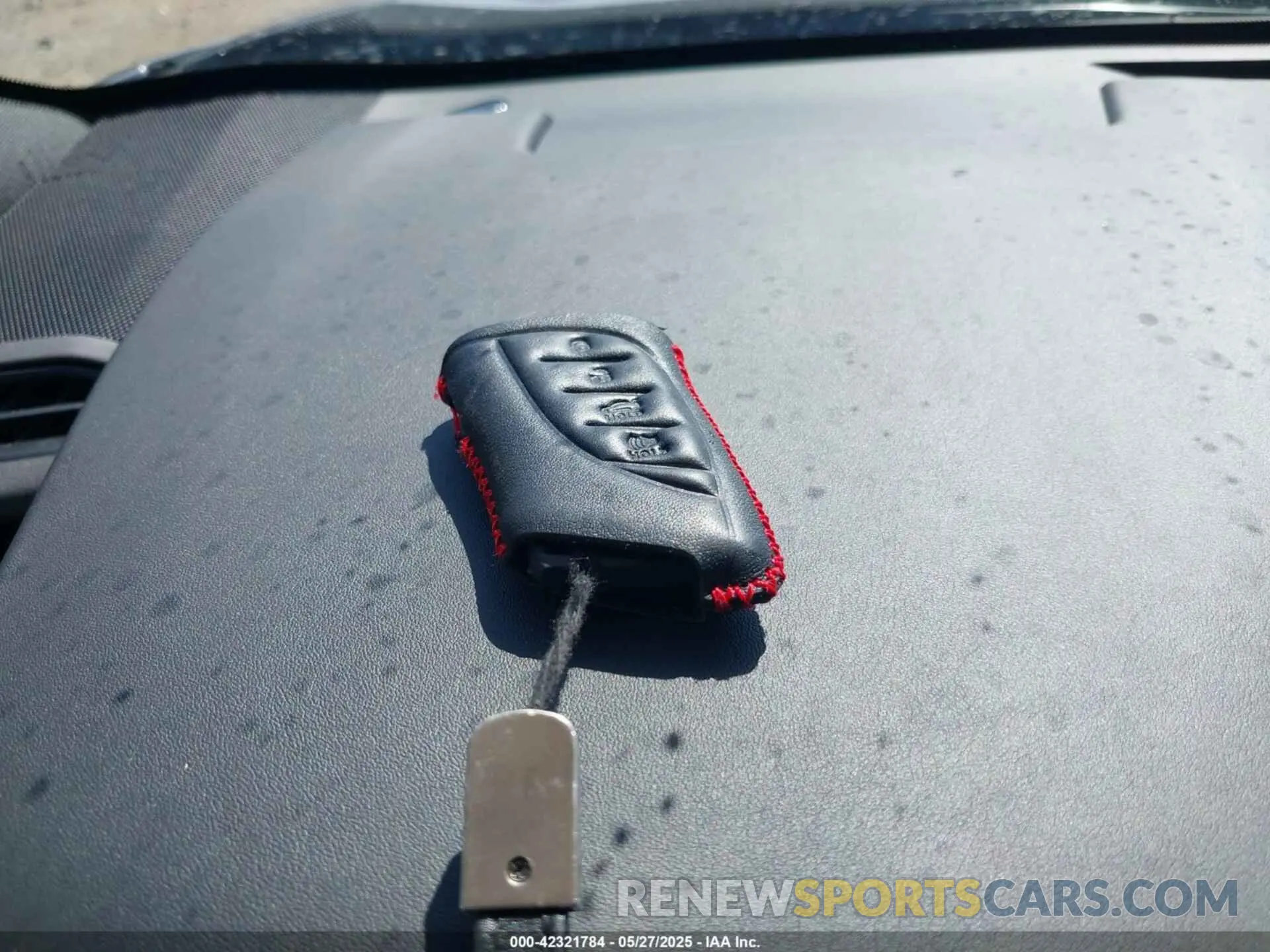 11 Photograph of a damaged car JTHR9JBH3M2052706 LEXUS UX 250H 2021