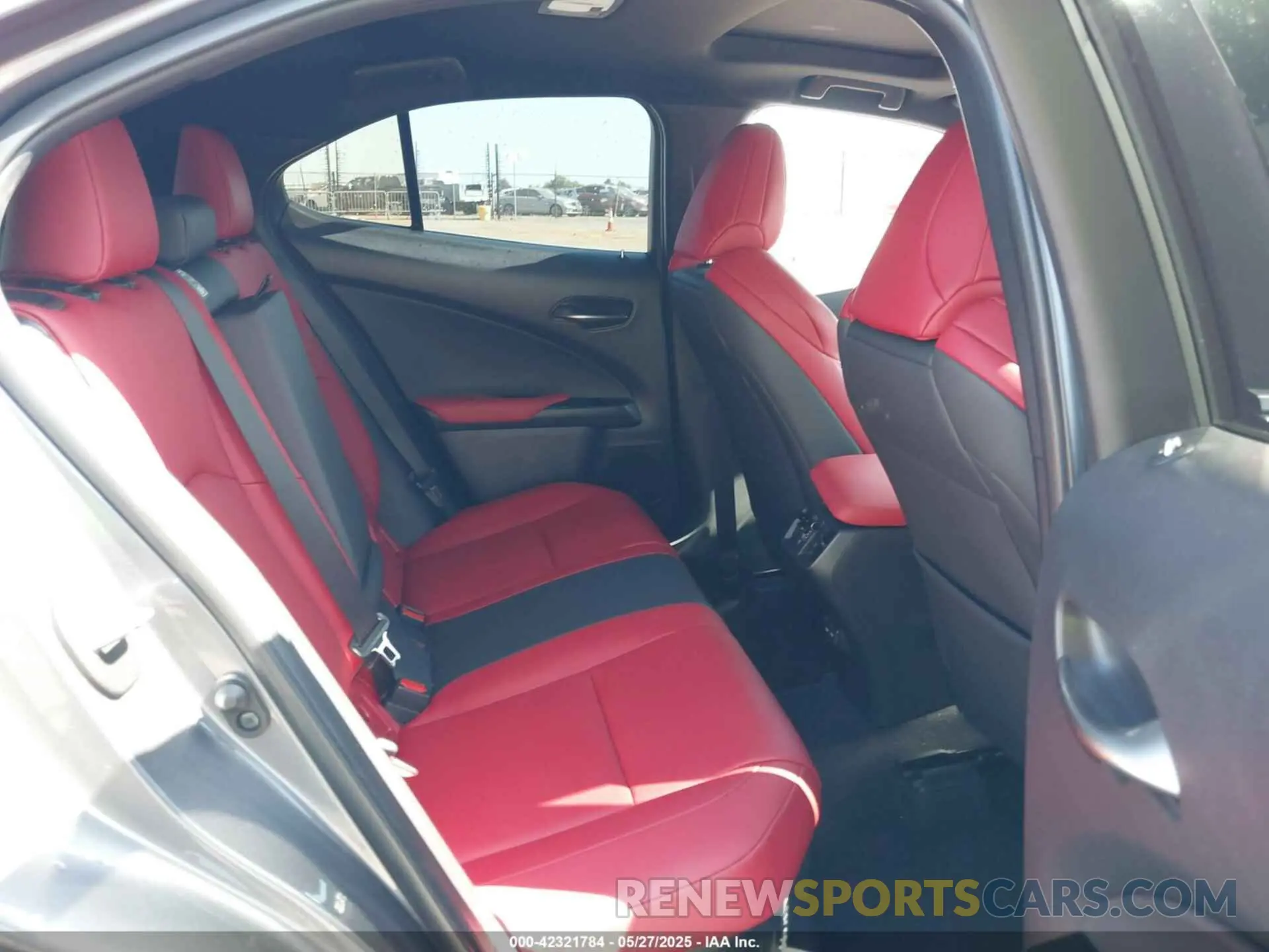 8 Photograph of a damaged car JTHR9JBH3M2052706 LEXUS UX 250H 2021
