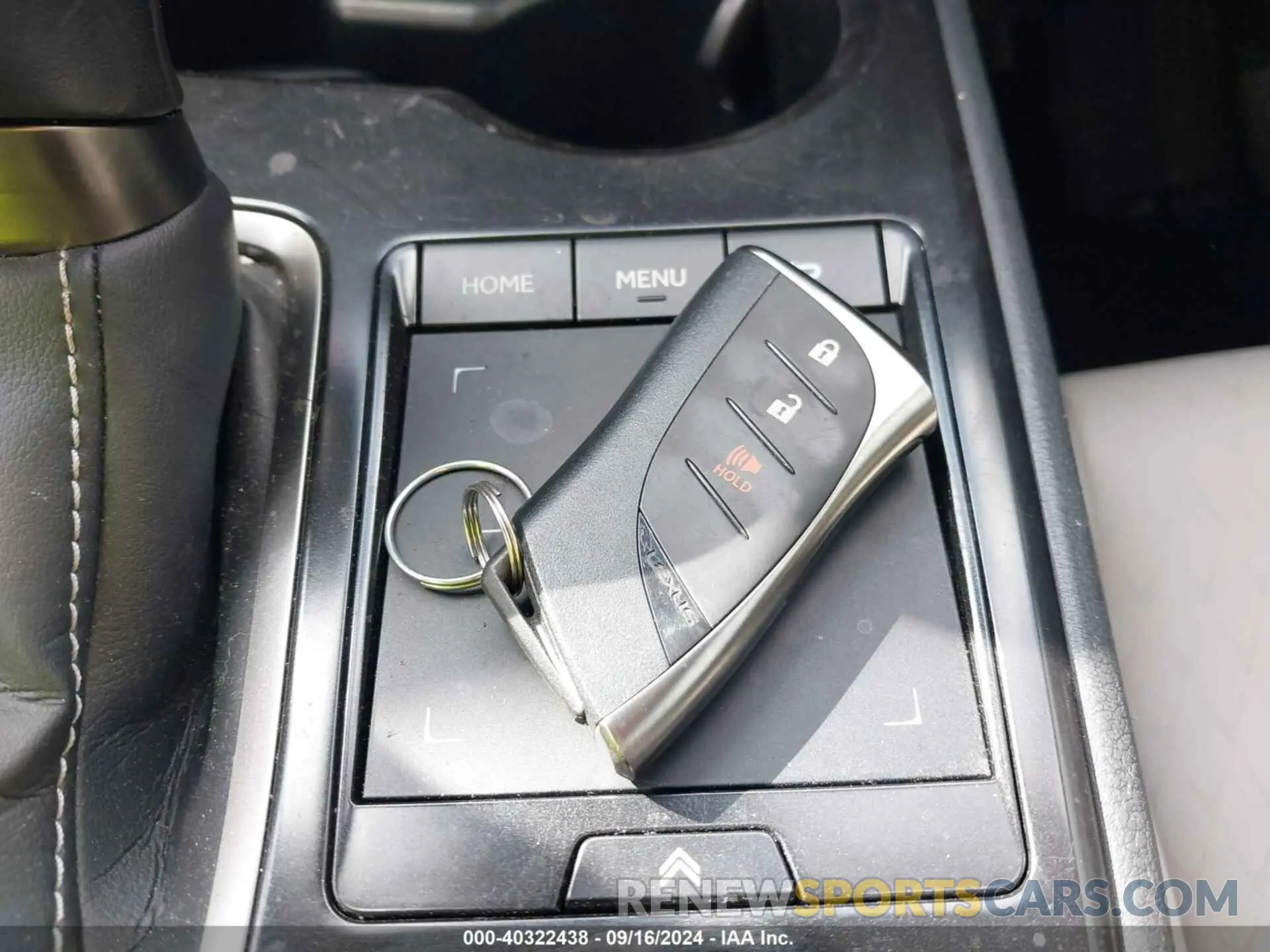 11 Photograph of a damaged car JTHX9JBH2M2049464 LEXUS UX 250H 2021