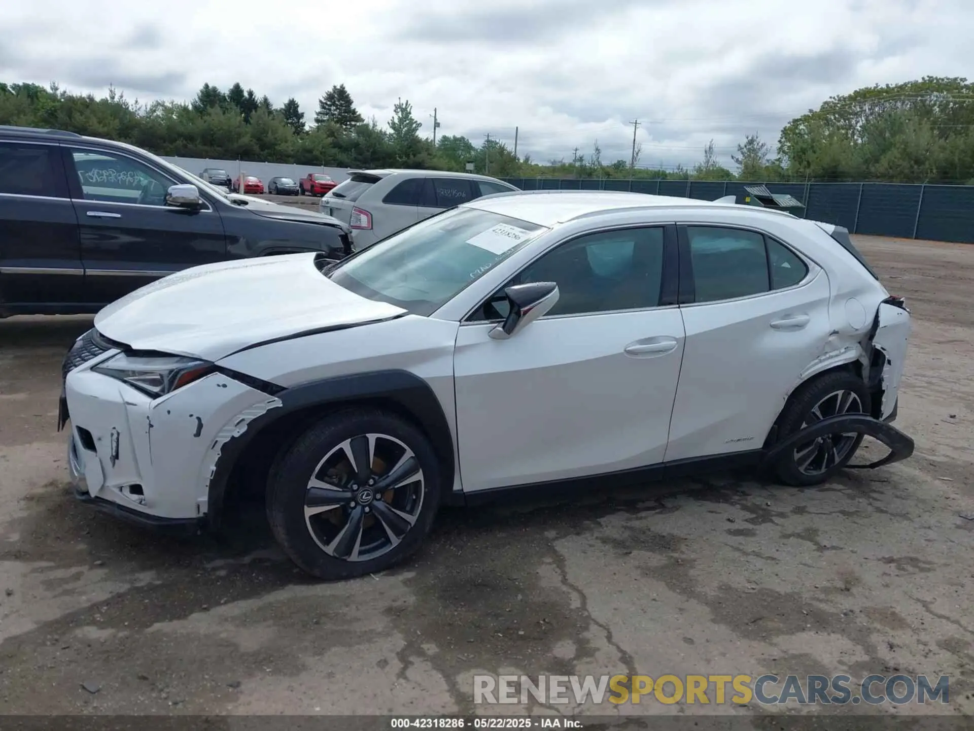 6 Photograph of a damaged car JTHX9JBH5M2051466 LEXUS UX 250H 2021