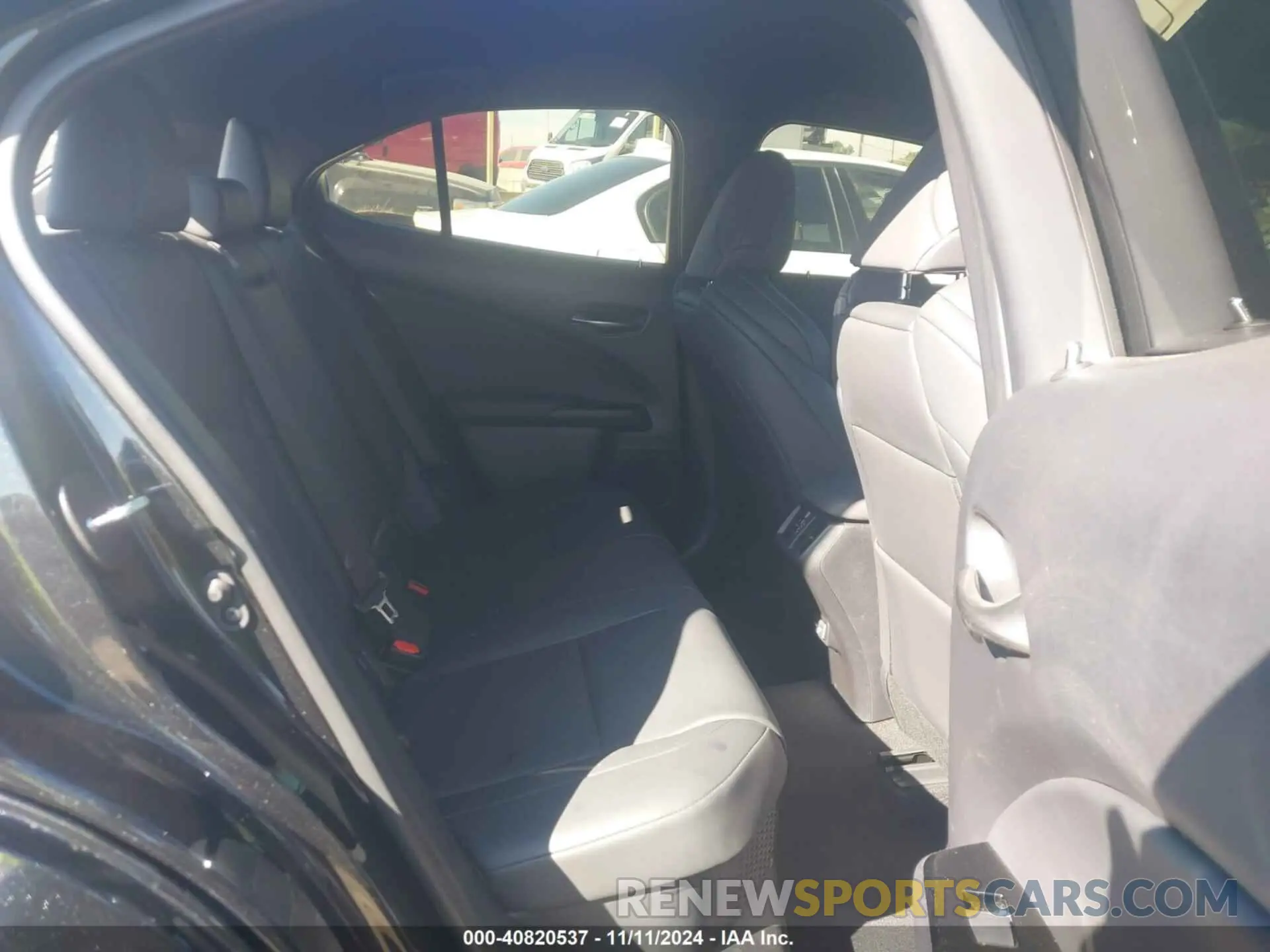 8 Photograph of a damaged car JTHE9JBH9N2061071 LEXUS UX 250H 2022