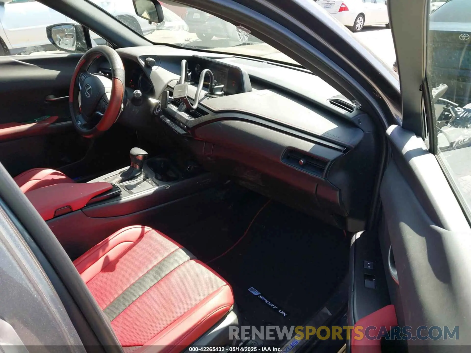 5 Photograph of a damaged car JTHE9JBHXN2057109 LEXUS UX 250H 2022