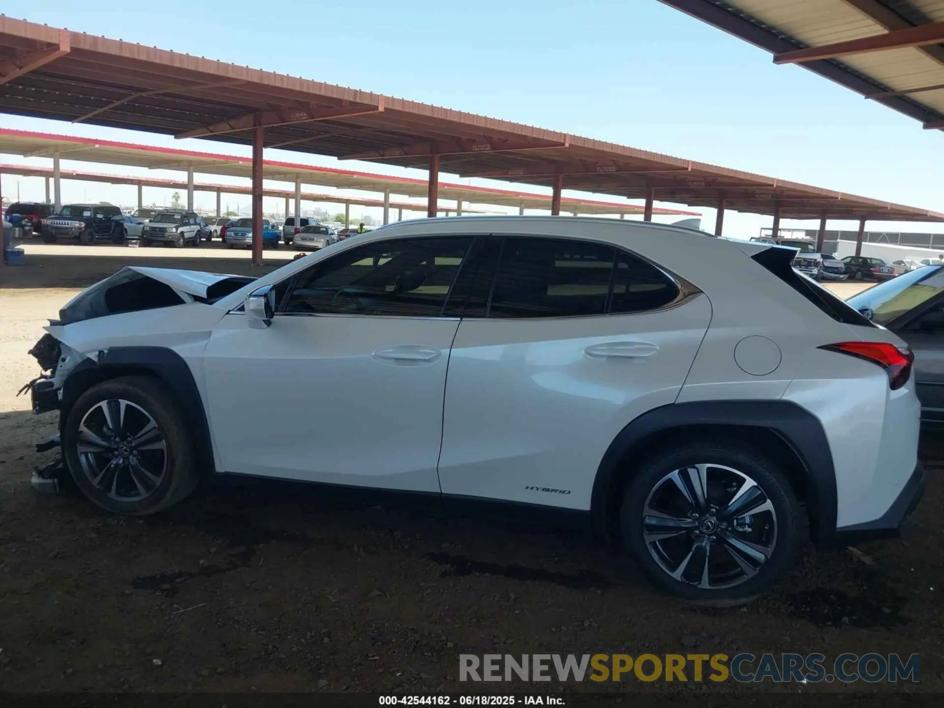 14 Photograph of a damaged car JTHX9JBH1N2062367 LEXUS UX 250H 2022