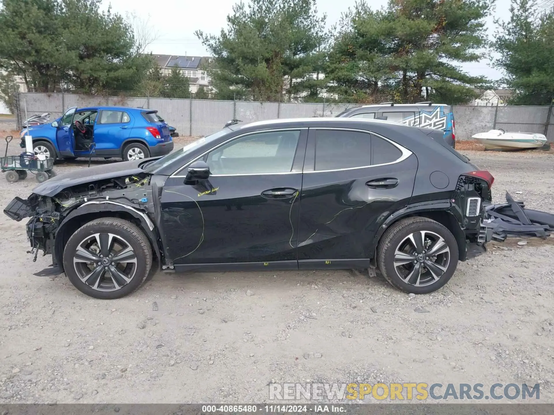 14 Photograph of a damaged car JTHP9JBH1P2068284 LEXUS UX 250H 2023
