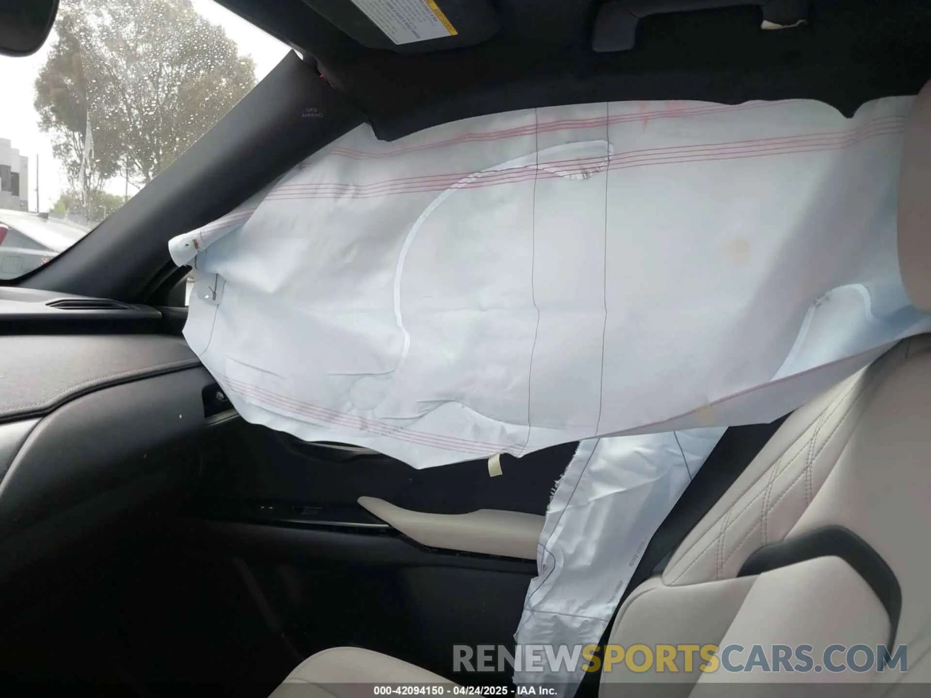 15 Photograph of a damaged car JTHX6JBH8P2147752 LEXUS UX 250H 2023