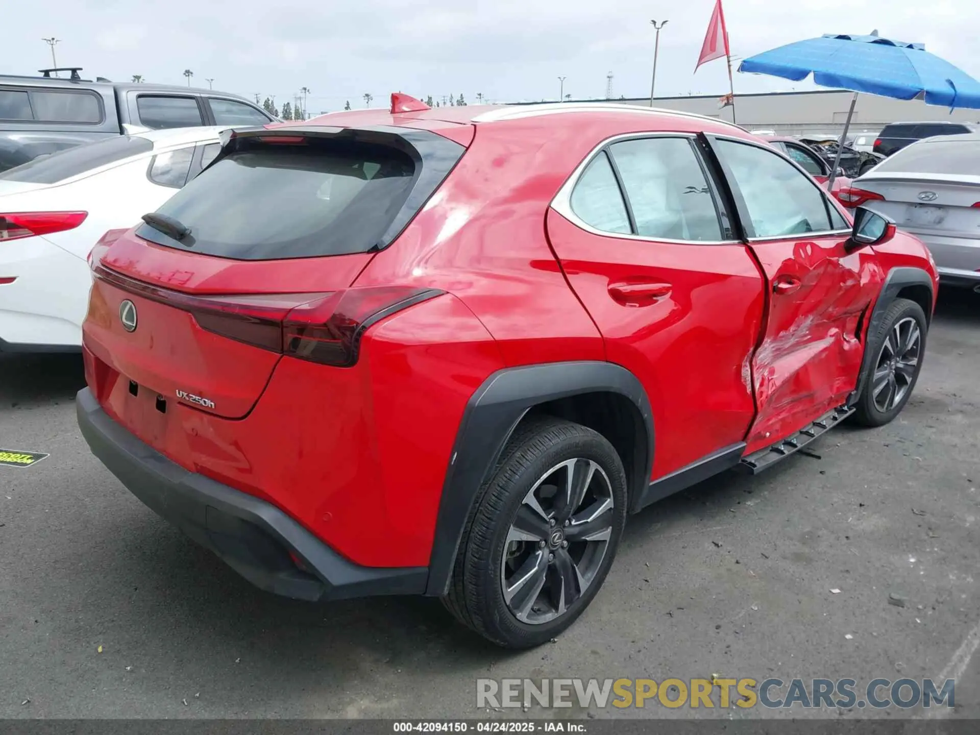 4 Photograph of a damaged car JTHX6JBH8P2147752 LEXUS UX 250H 2023