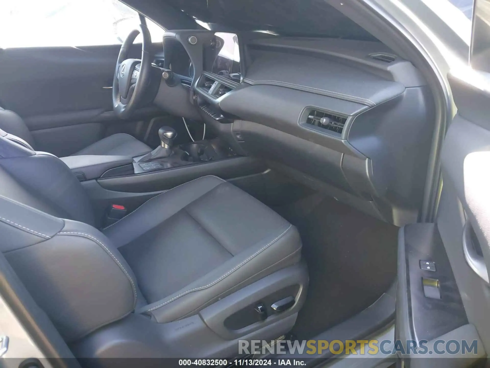 5 Photograph of a damaged car JTHB6JBH3R2180736 LEXUS UX 250H 2024