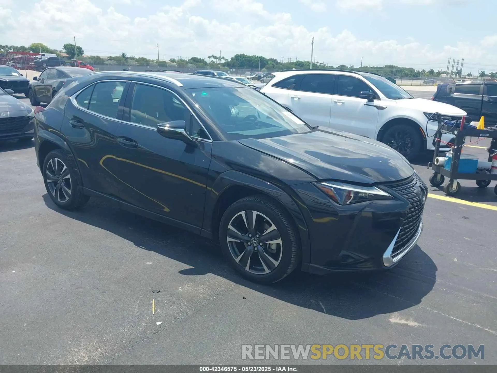 1 Photograph of a damaged car JTHP6JBH1R2191479 LEXUS UX 250H 2024