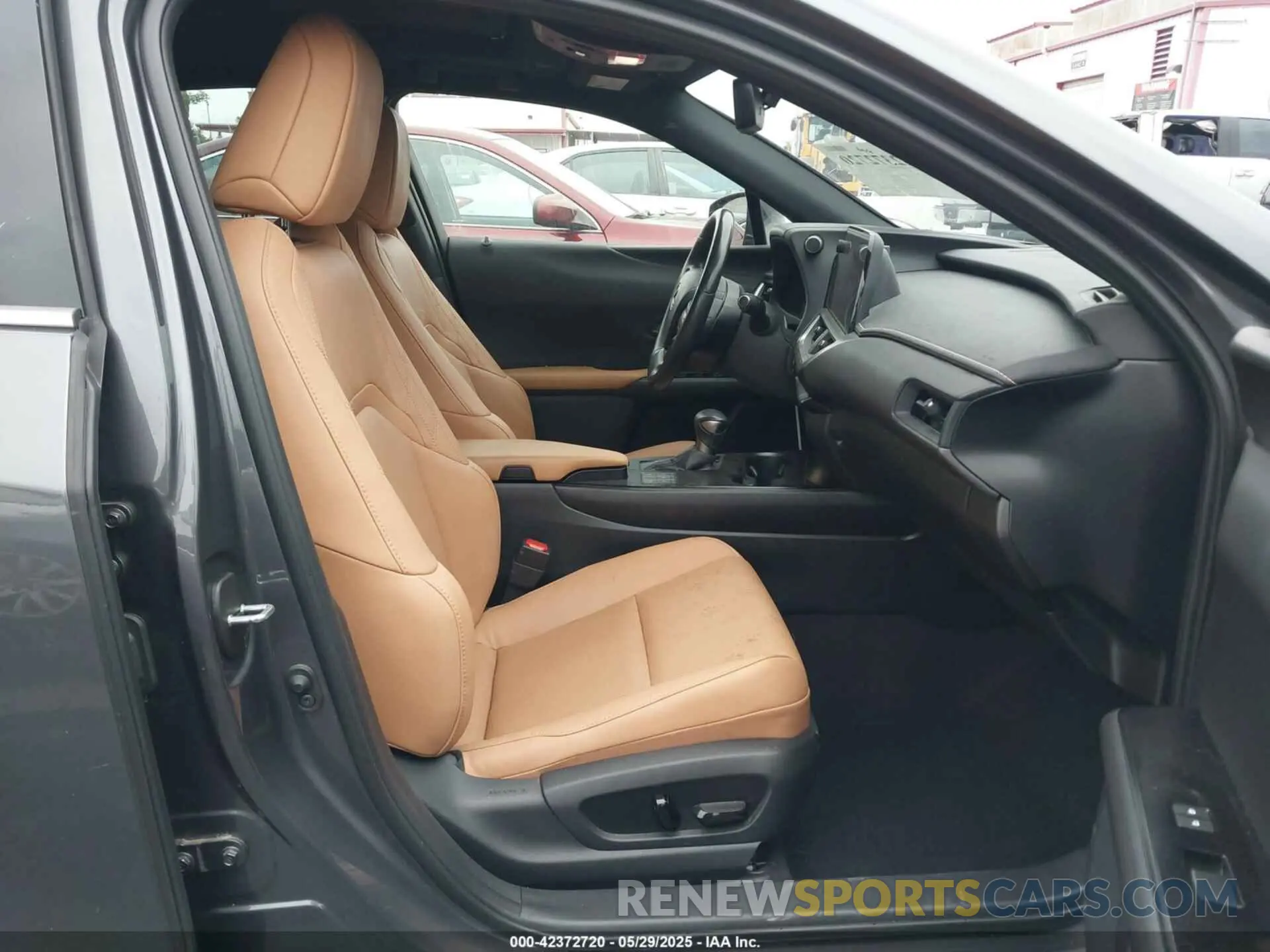 5 Photograph of a damaged car JTHP6JBH6R2177772 LEXUS UX 250H 2024