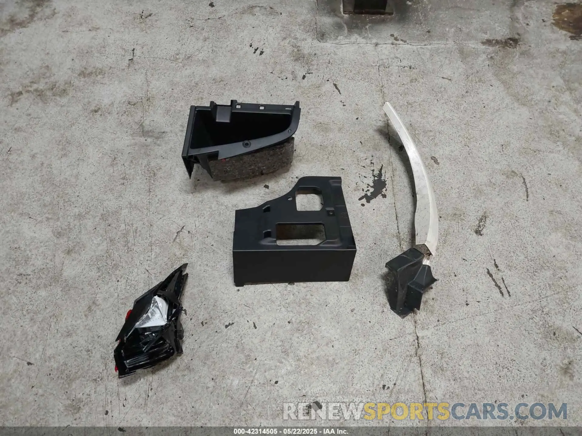 12 Photograph of a damaged car JTHP9JBH5R2071157 LEXUS UX 250H 2024
