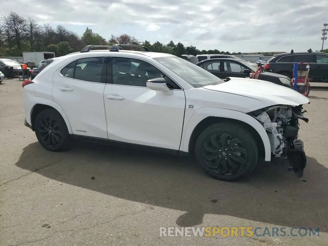 4 Photograph of a damaged car JTHR9JBH9N2060634 LEXUS UX 250H BA 2022