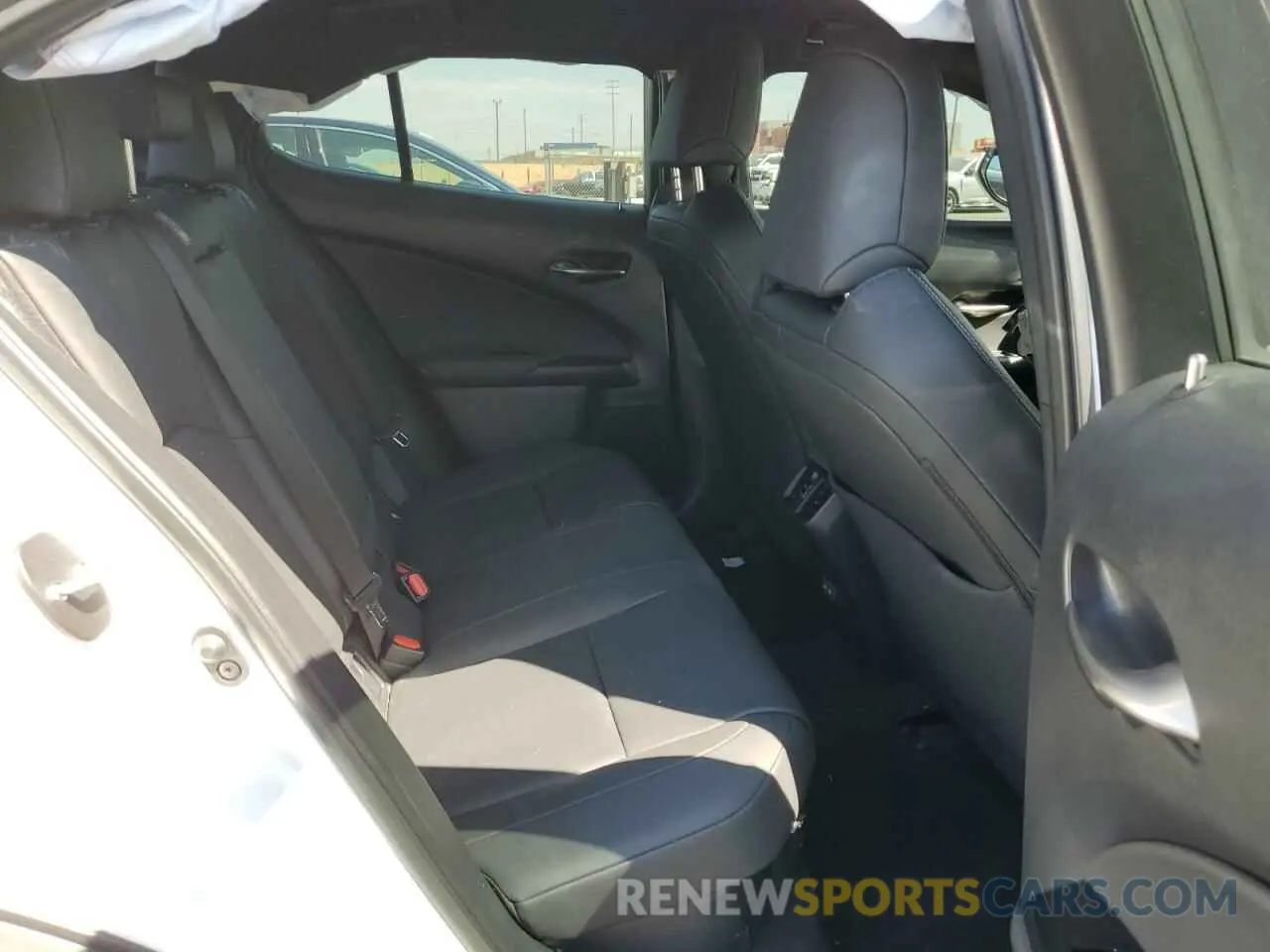 11 Photograph of a damaged car JTHX6JBH7R2189588 LEXUS UX 250H BA 2024