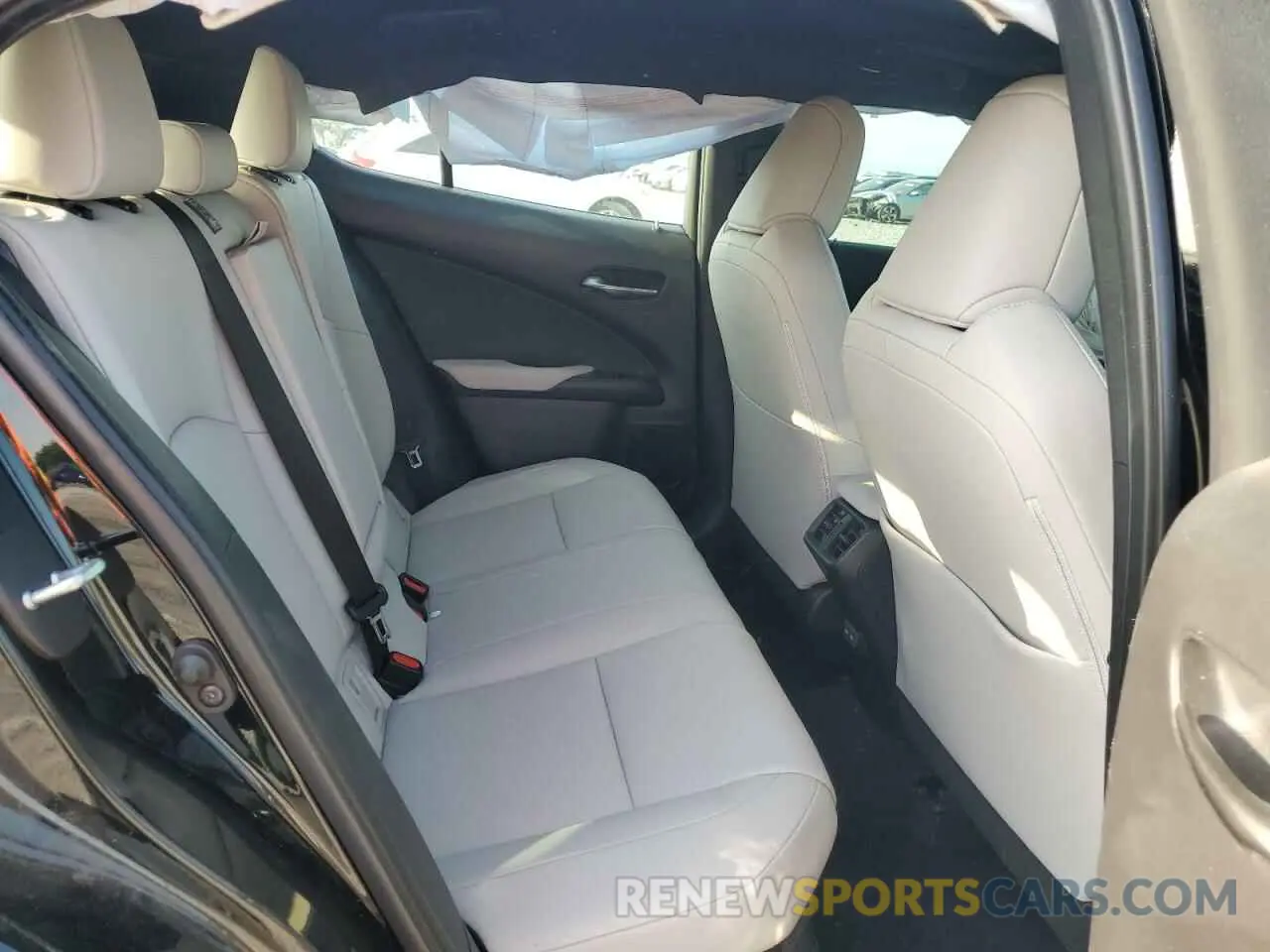 11 Photograph of a damaged car JTHX6JBH8R2172668 LEXUS UX 250H BA 2024
