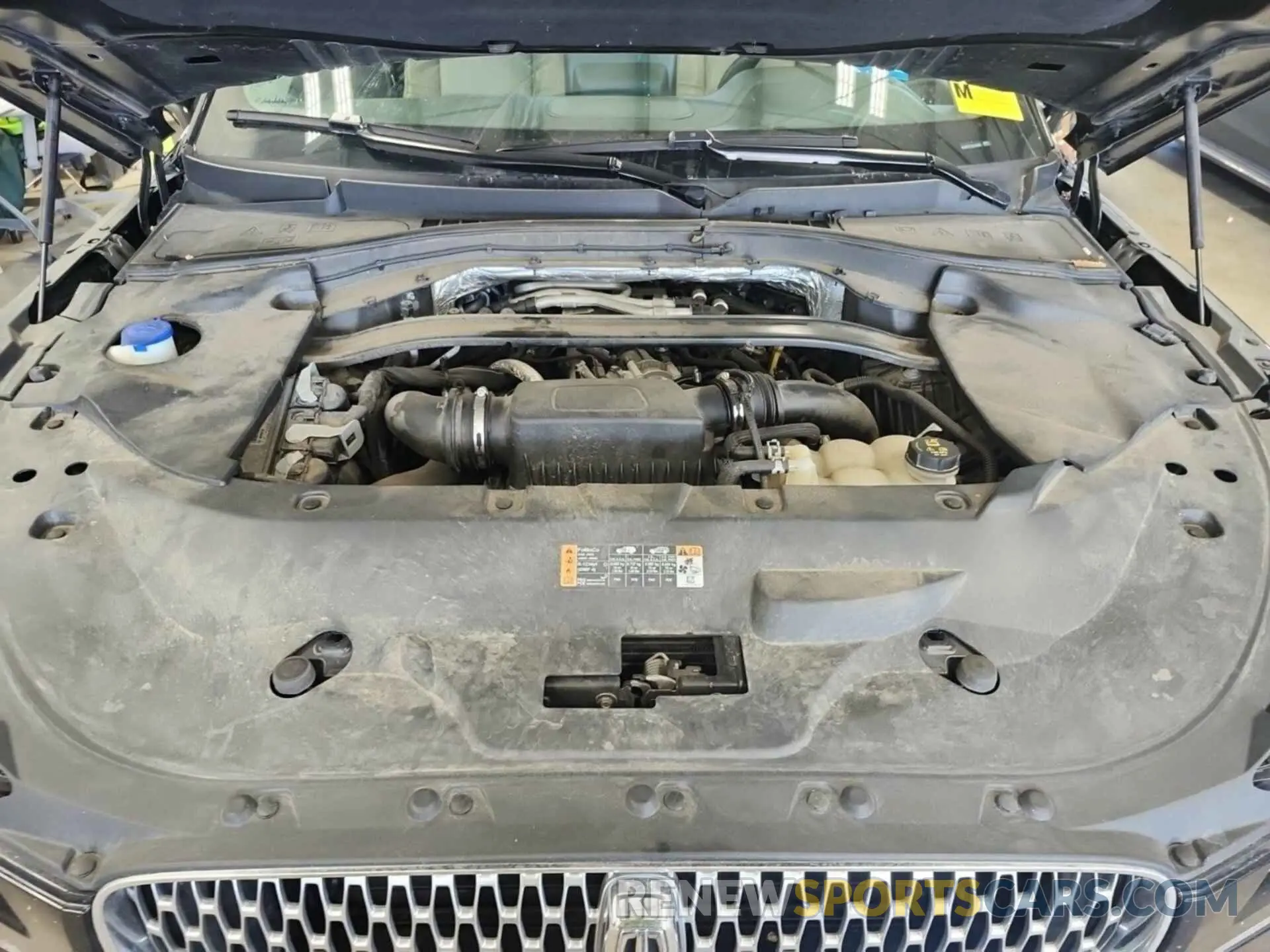 12 Photograph of a damaged car 5LM5J6XC1LGL24956 LINCOLN AVIATOR 2020